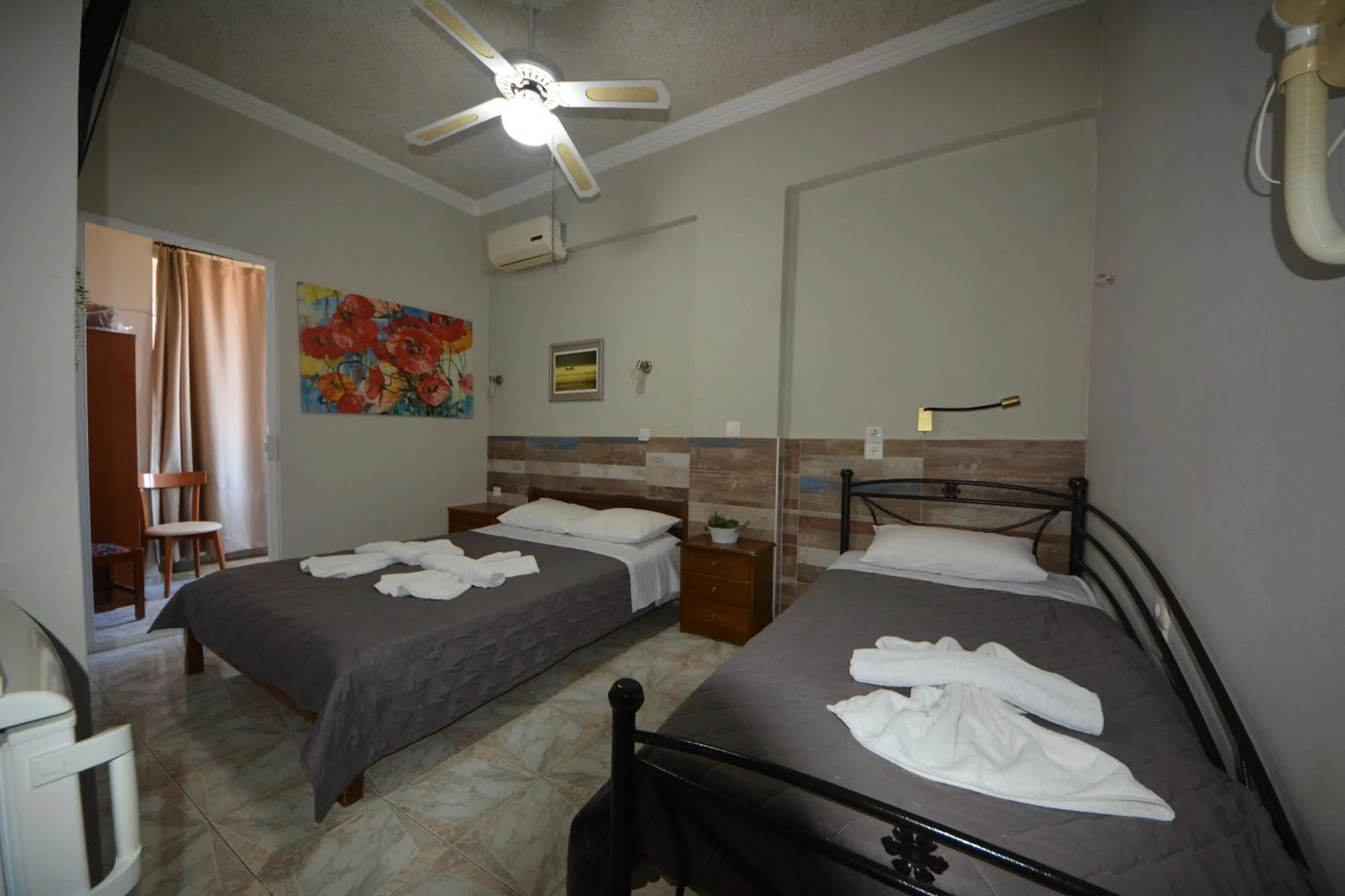 Bed in Bikakis Family Apartments