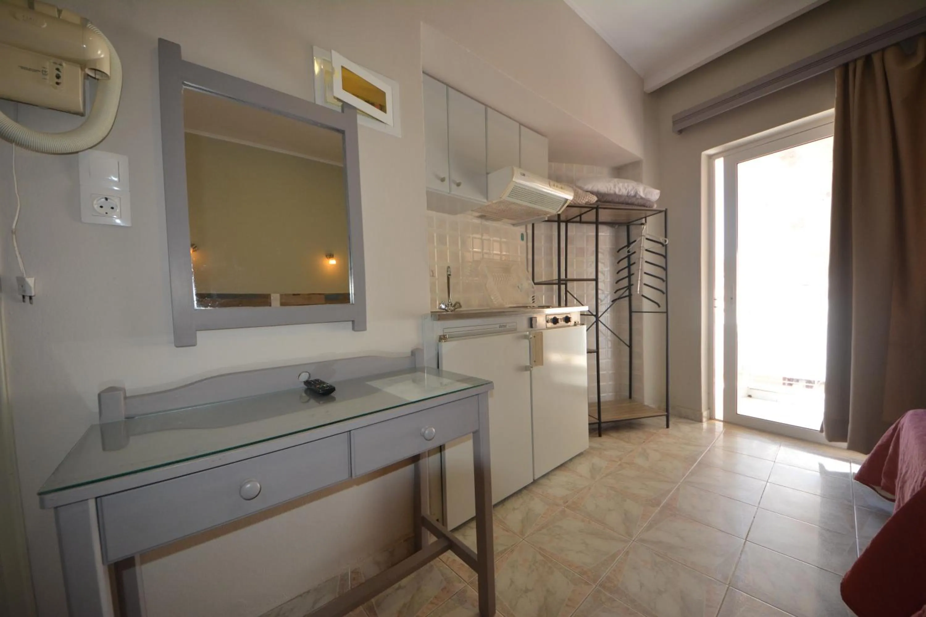 Bikakis Family Apartments