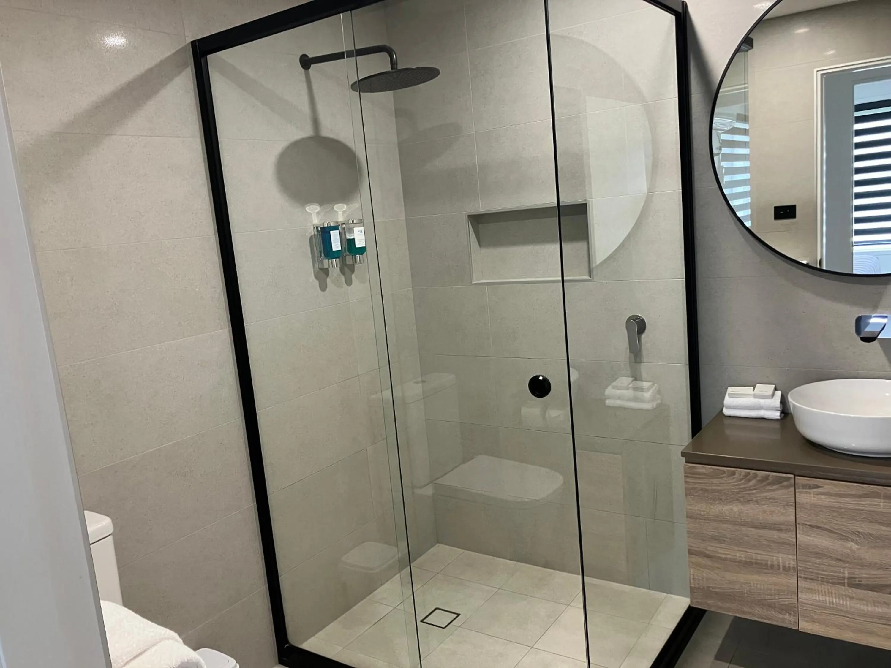 Shower in Kiama Motel 617