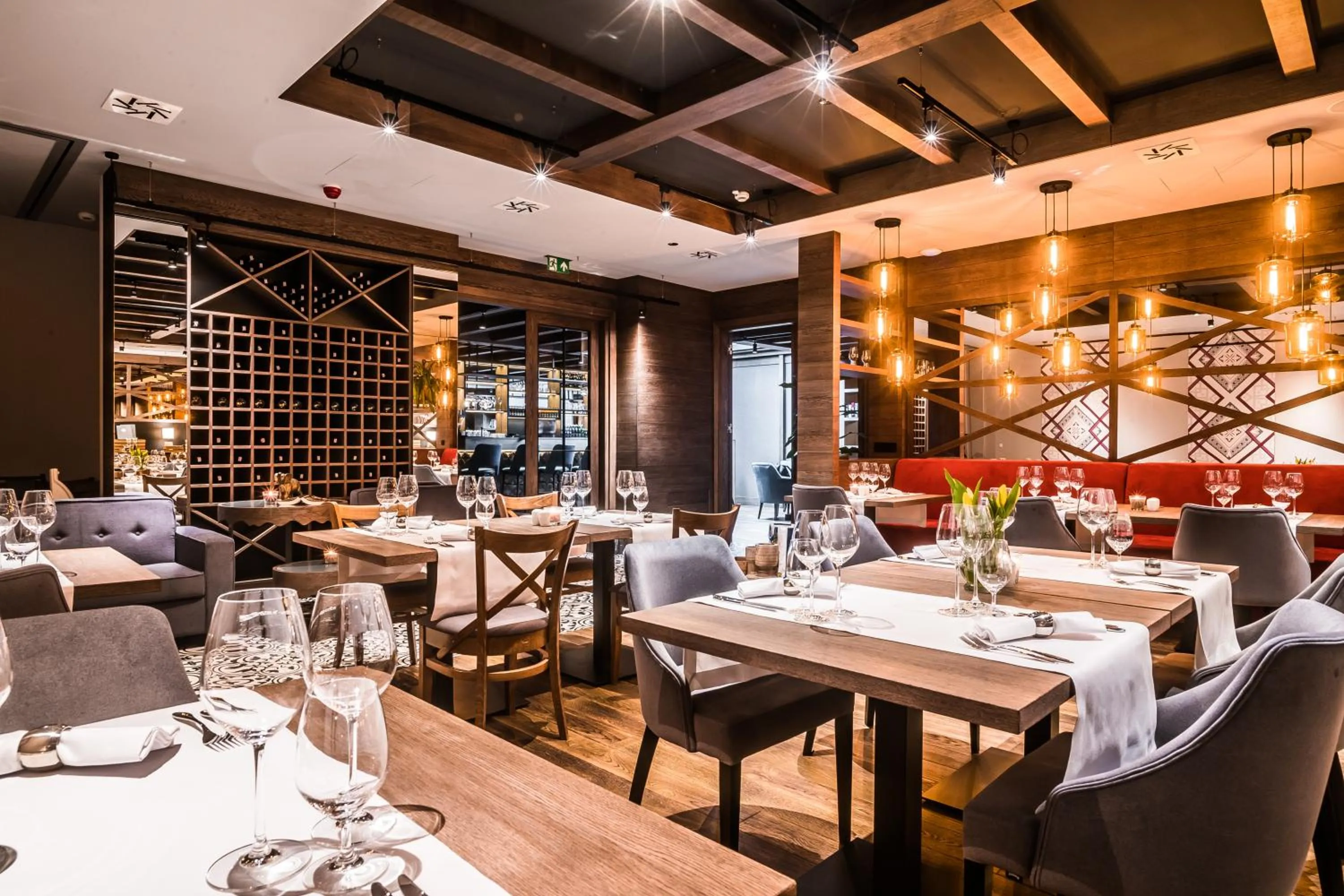 Restaurant/places to eat in Rezydencja NOVA na Gubałówce