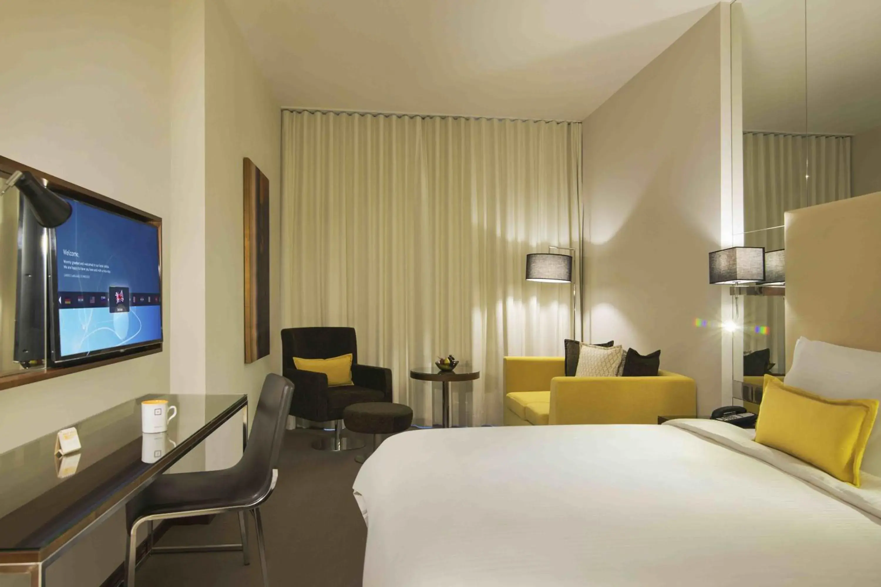 Standard Queen Room in Centro Waha by Rotana Standard Queen Room in Centro Waha by Rotana
