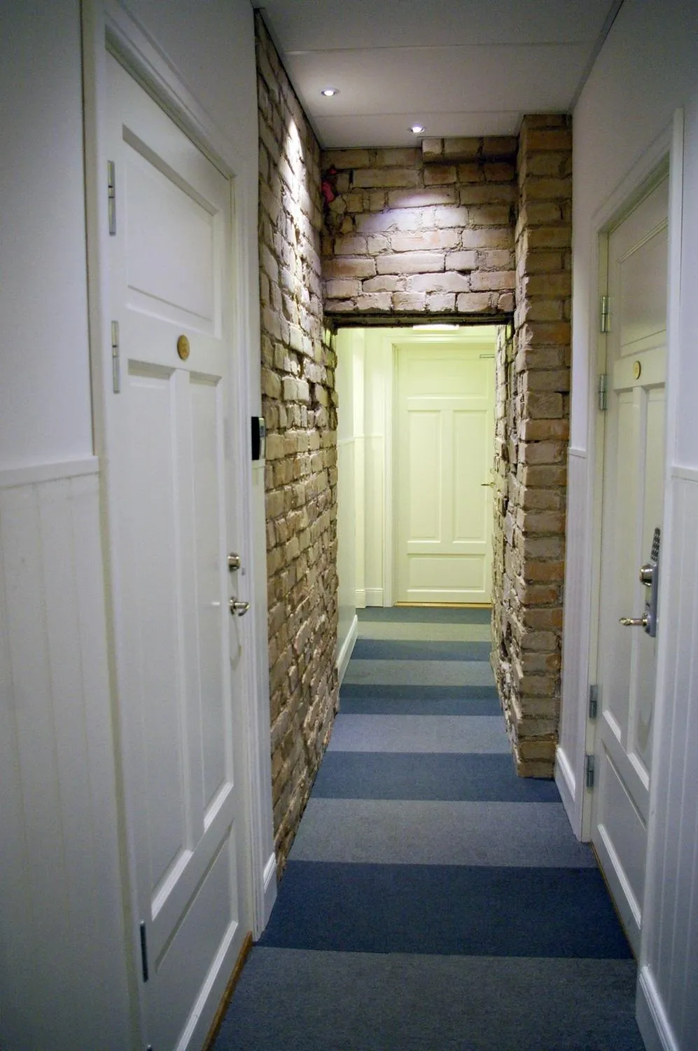 Decorative detail in Vandrarhem Uppsala Kungsängstorg