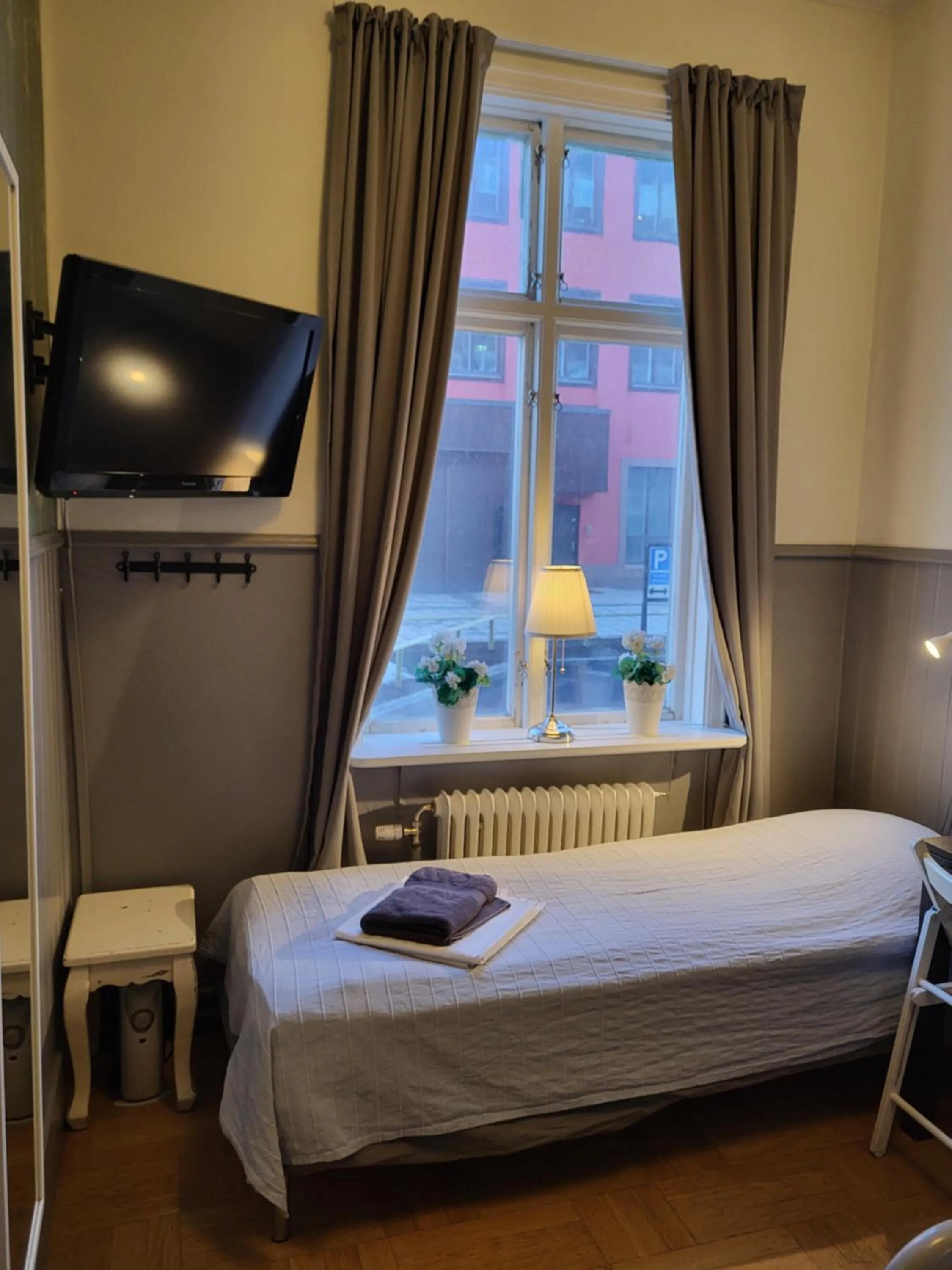 Bed in Vandrarhem Uppsala Kungsängstorg