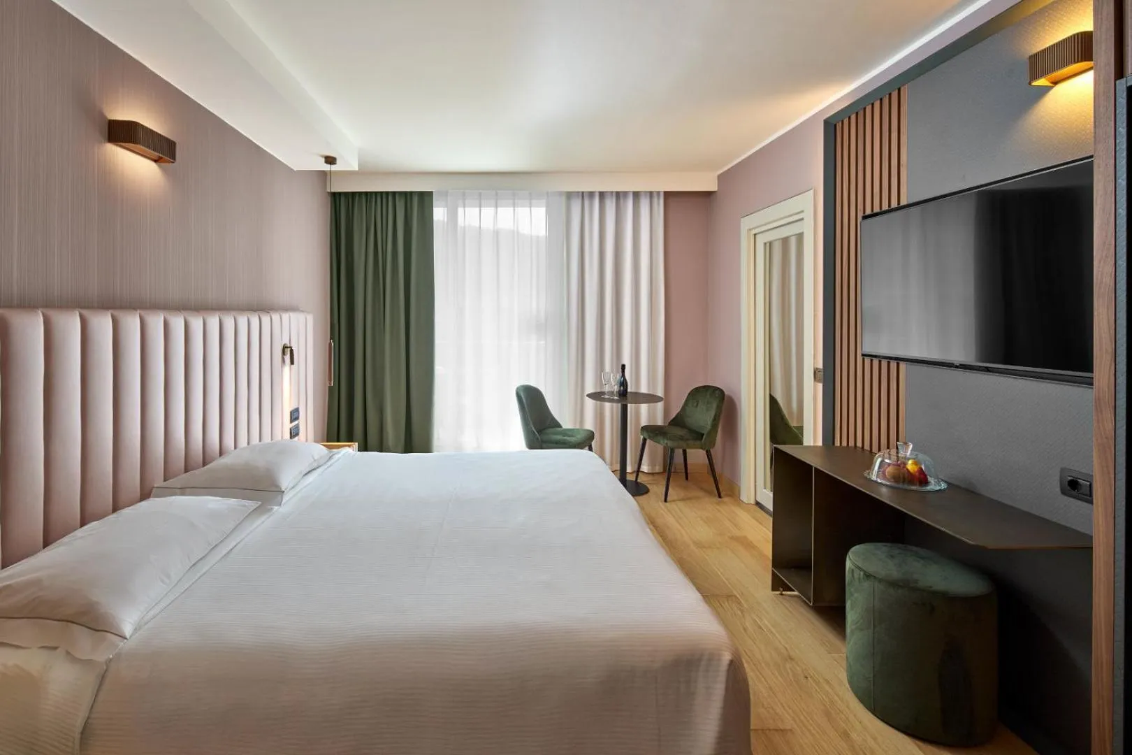 Bedroom, Bed in Hotel Kristal Palace - Tonelli Hotels - Adult Friendly