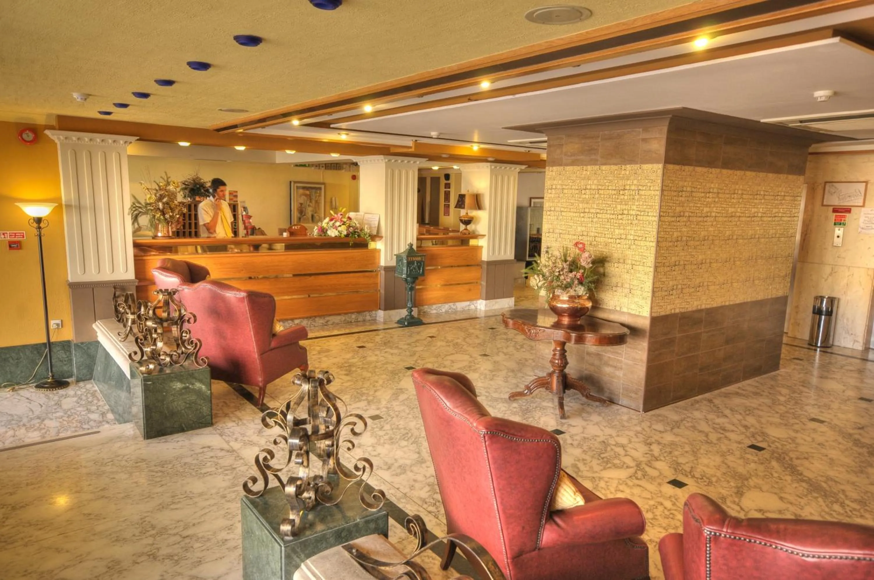 Lobby or reception in Soreda Hotel