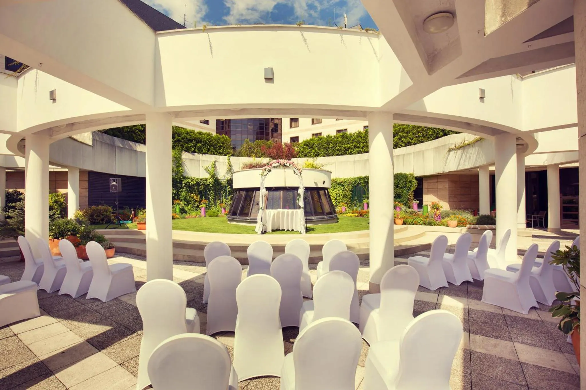 Meeting/conference room in Crowne Plaza Bratislava by IHG