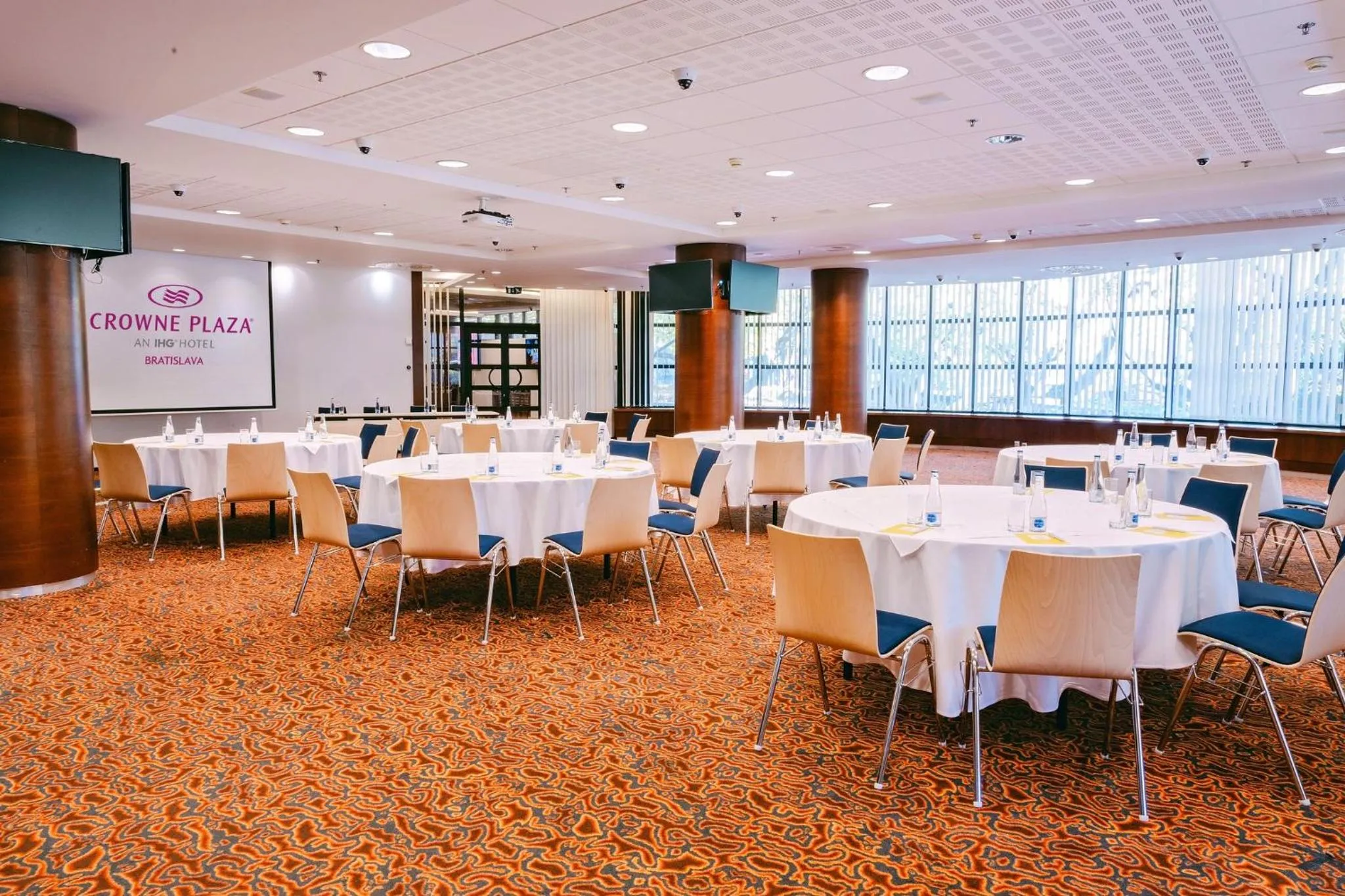 Meeting/conference room in Crowne Plaza Bratislava by IHG