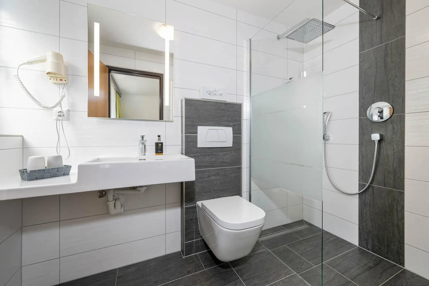 Bathroom in Hotel Ganslhof - Adults only