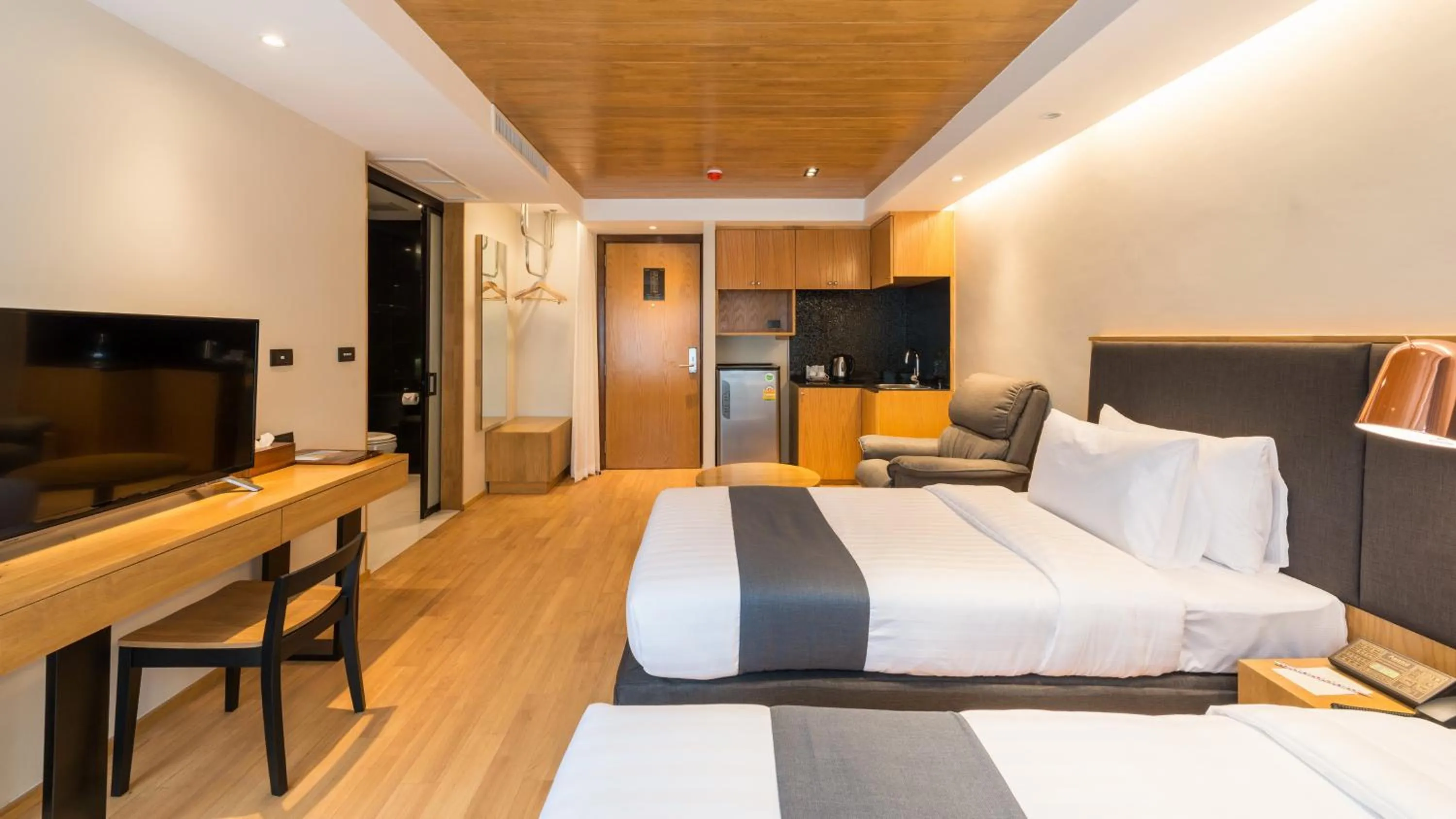 TV and multimedia, Bed in Asana Hotel & Residence