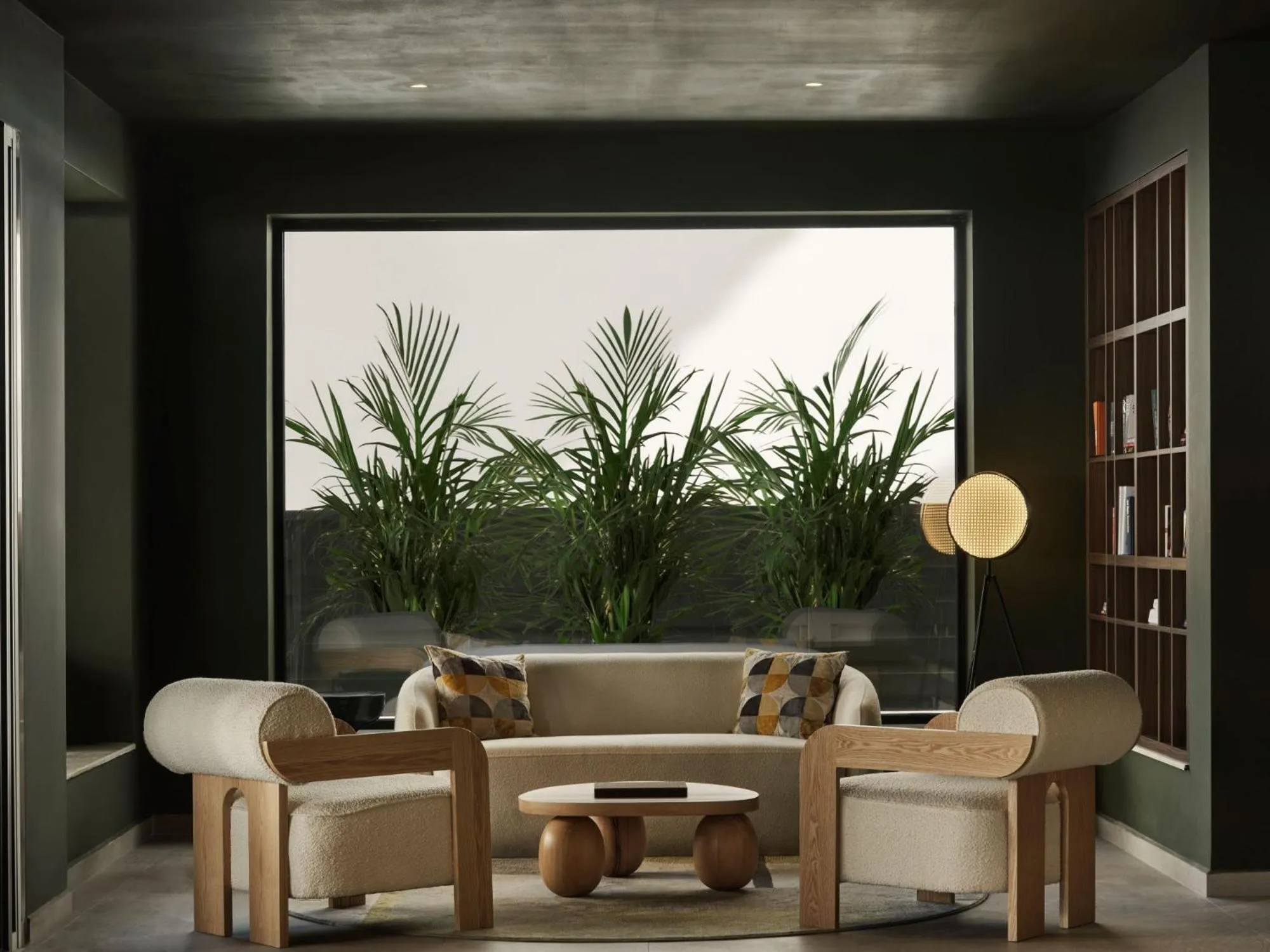 Living room in Pearl Hotel