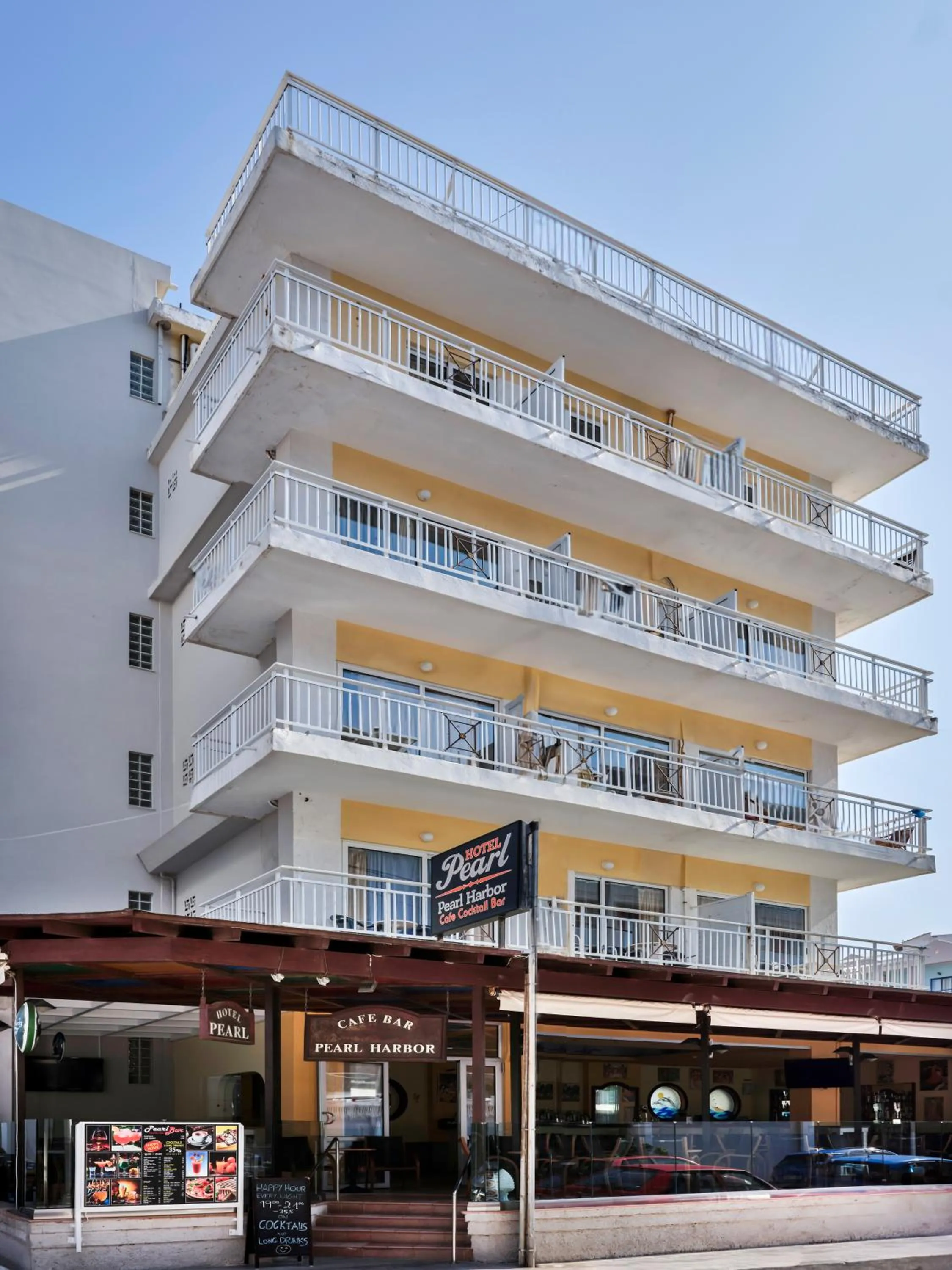 Property building in Pearl Hotel