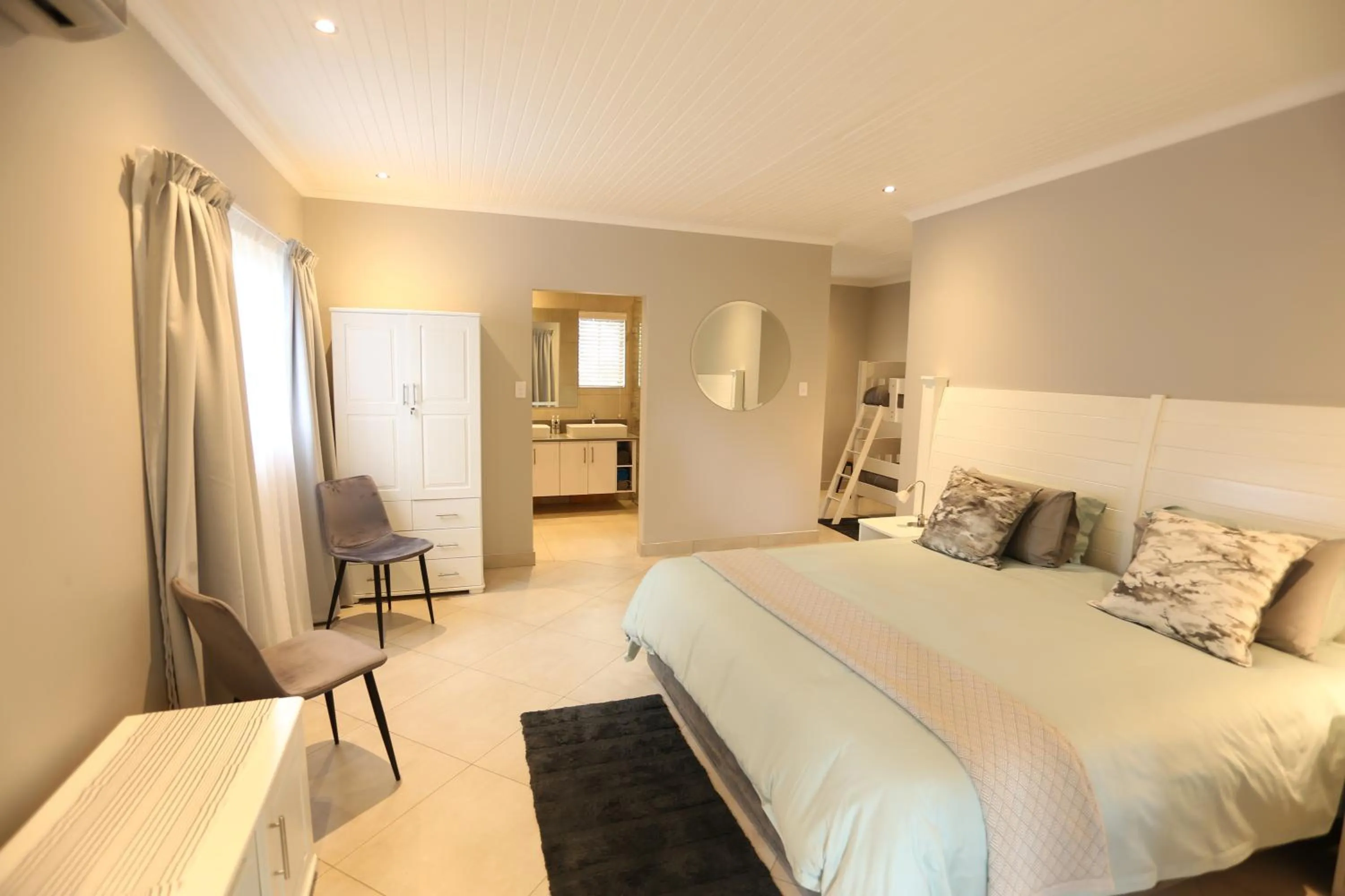 Bedroom, Bed in Rhino Coast Guesthouse