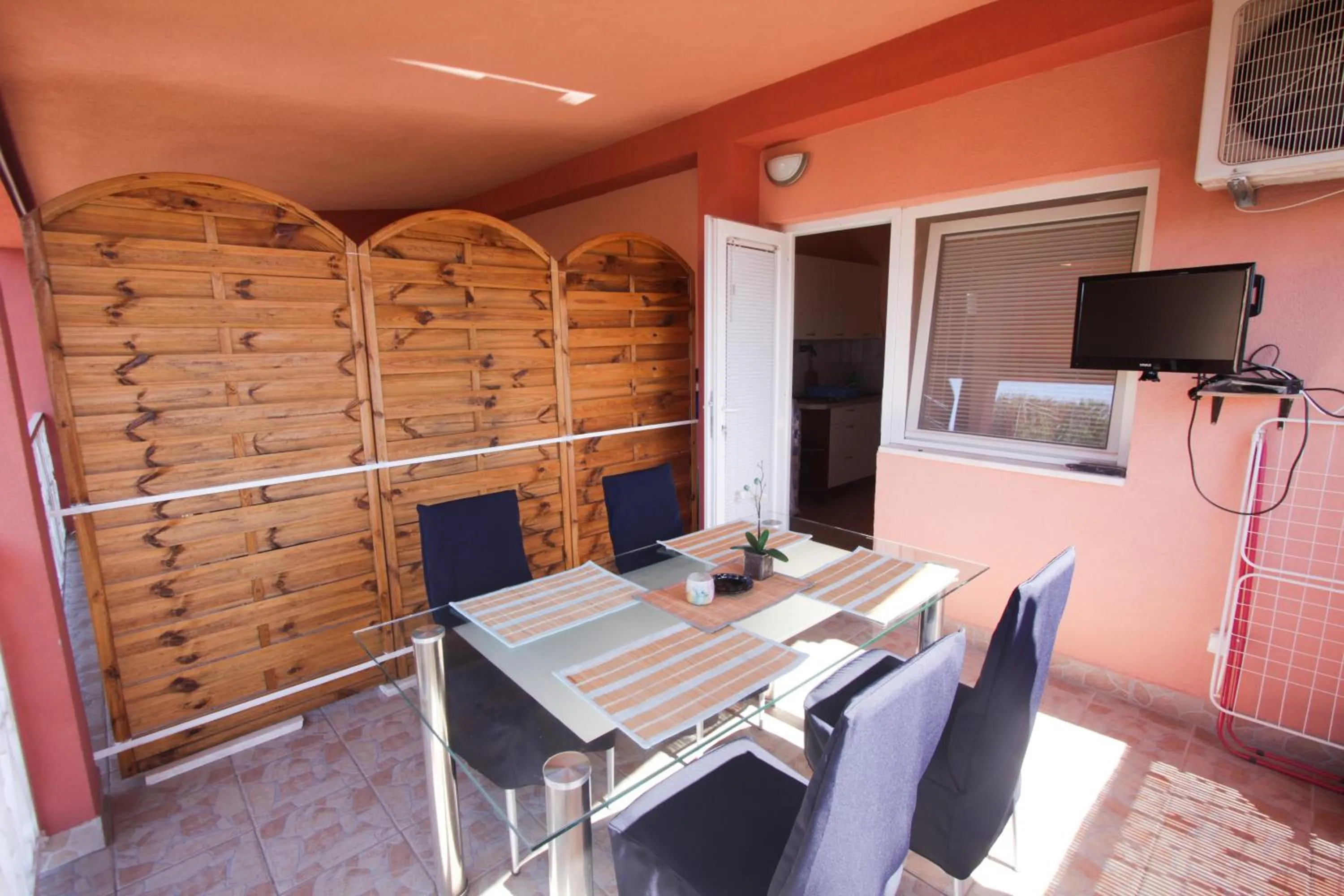 TV and multimedia in Apartments Andro