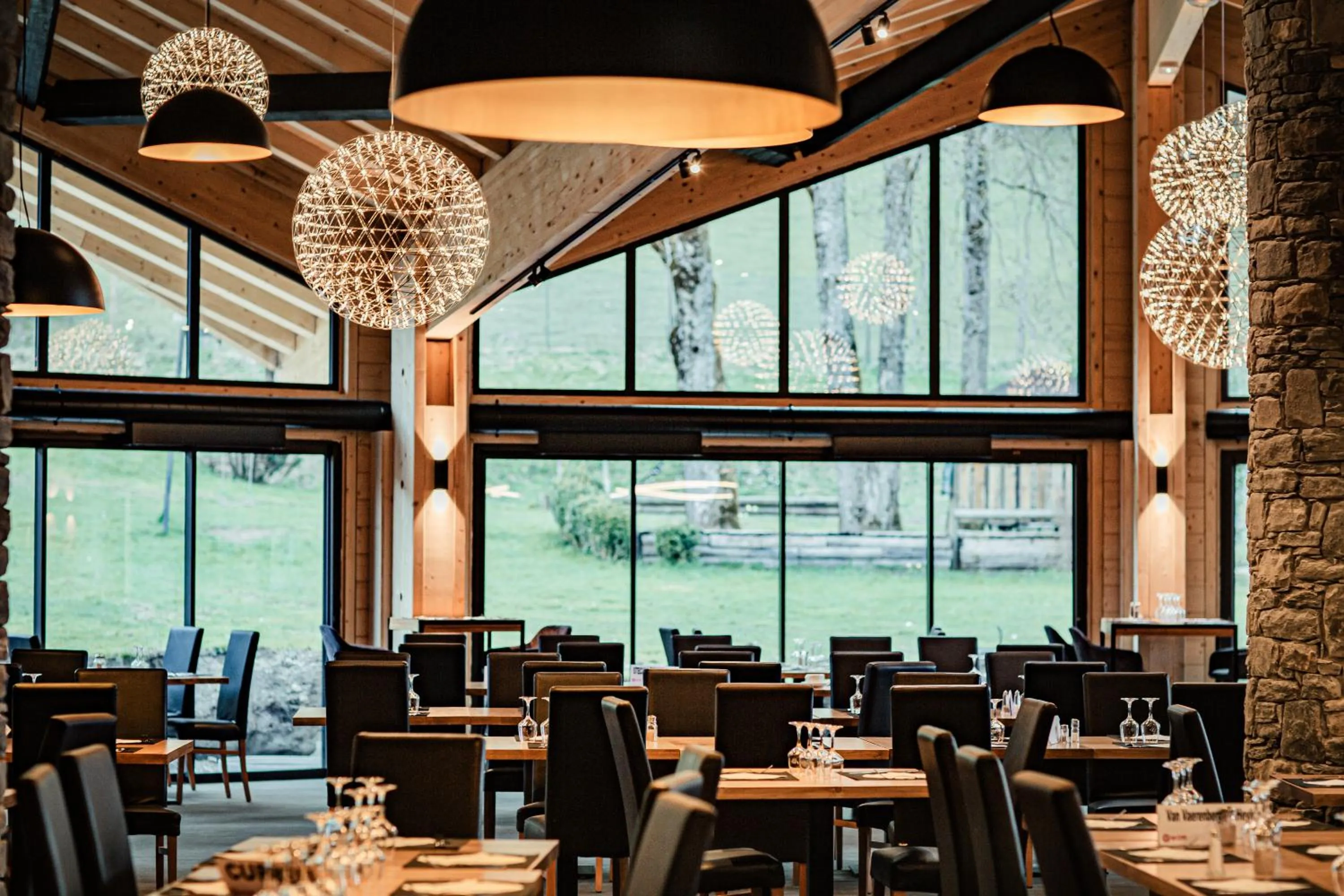 Restaurant/places to eat in Hotel Club Le Crêt