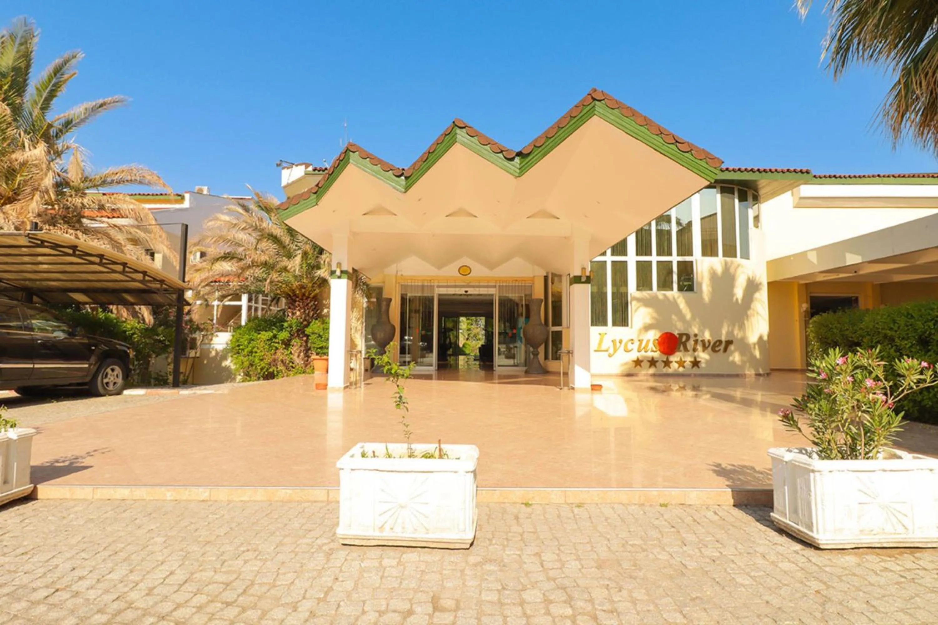 Property building in Lycus River Thermal Hotel