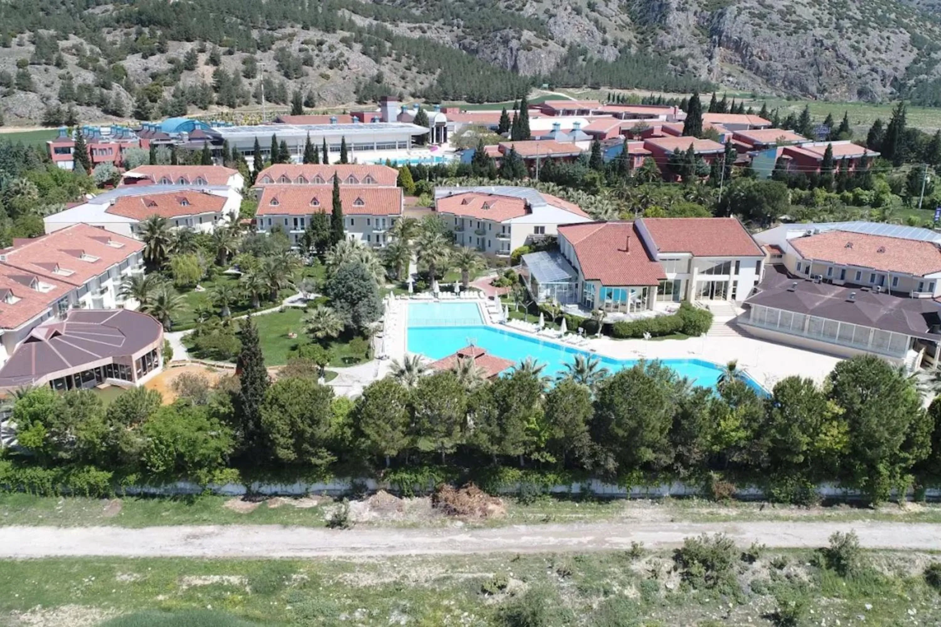 Property building in Lycus River Thermal Hotel