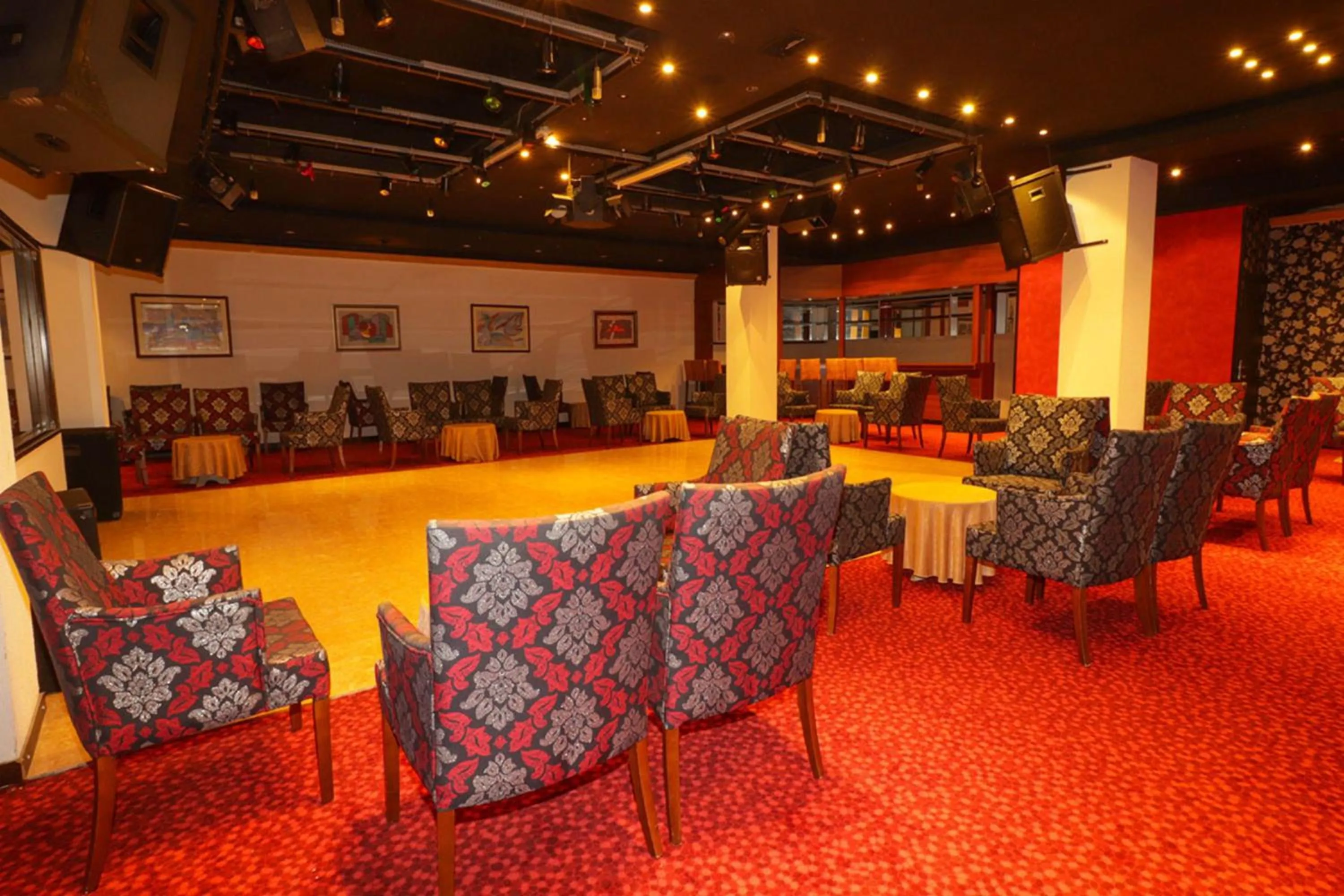 Seating area in Lycus River Thermal Hotel