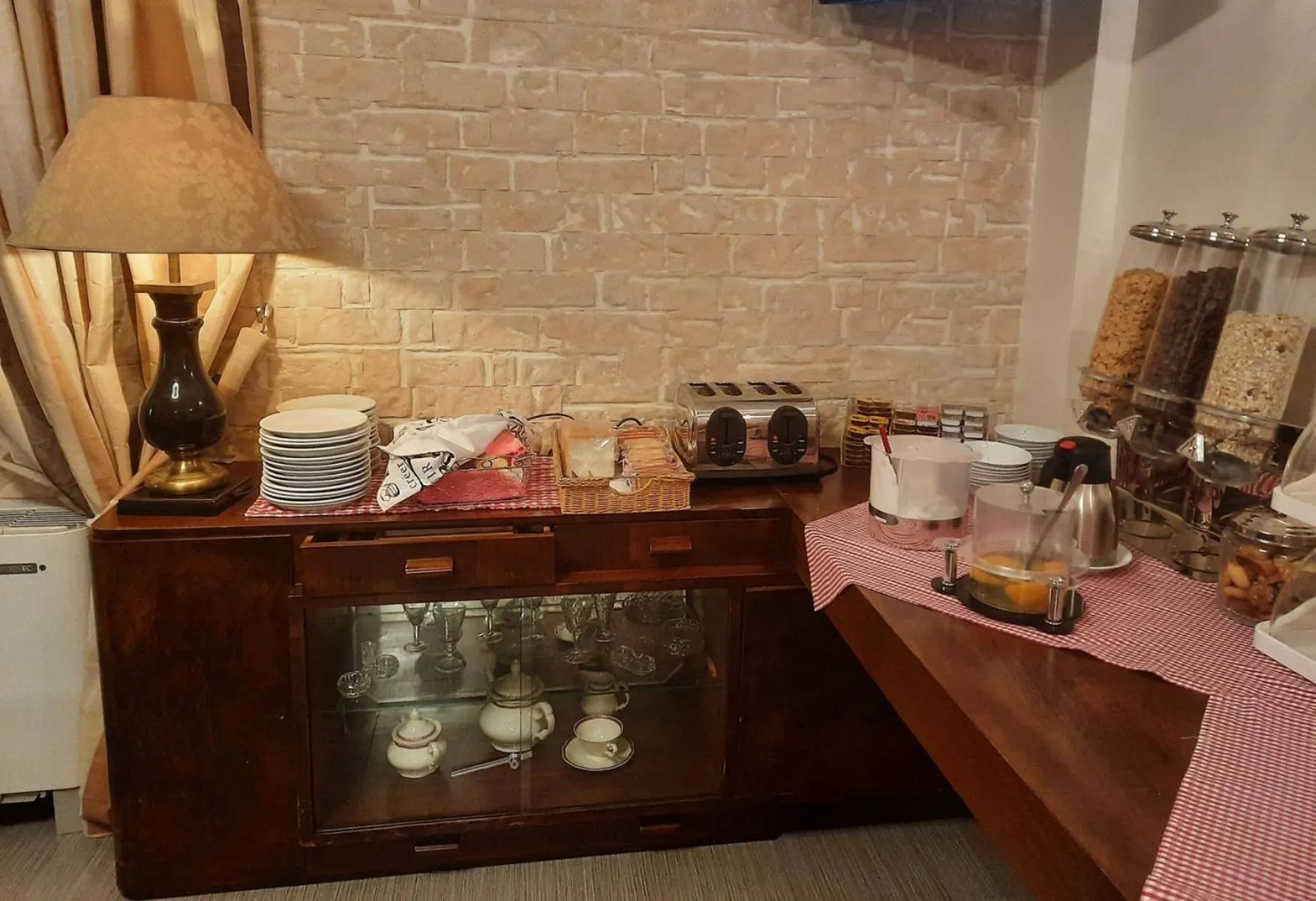 Breakfast in Olympic Fashion Hotels