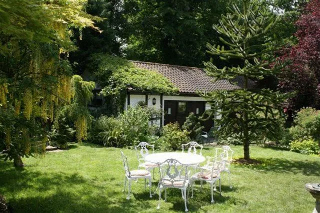 Day in West Lodge Hotel