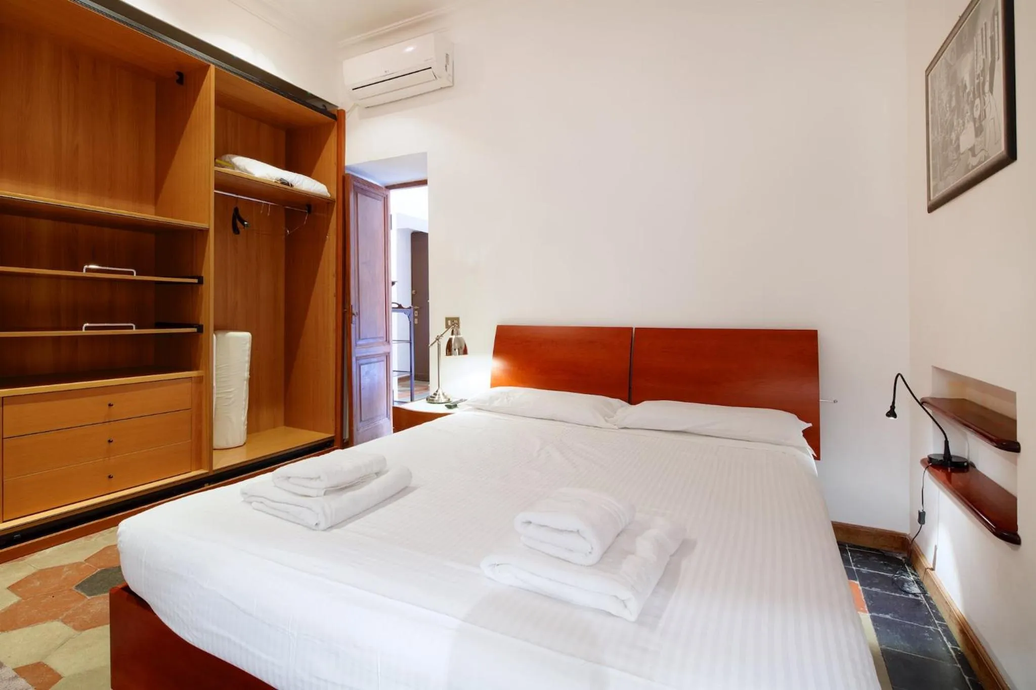 Bedroom, Bed in HT Residence Maximus