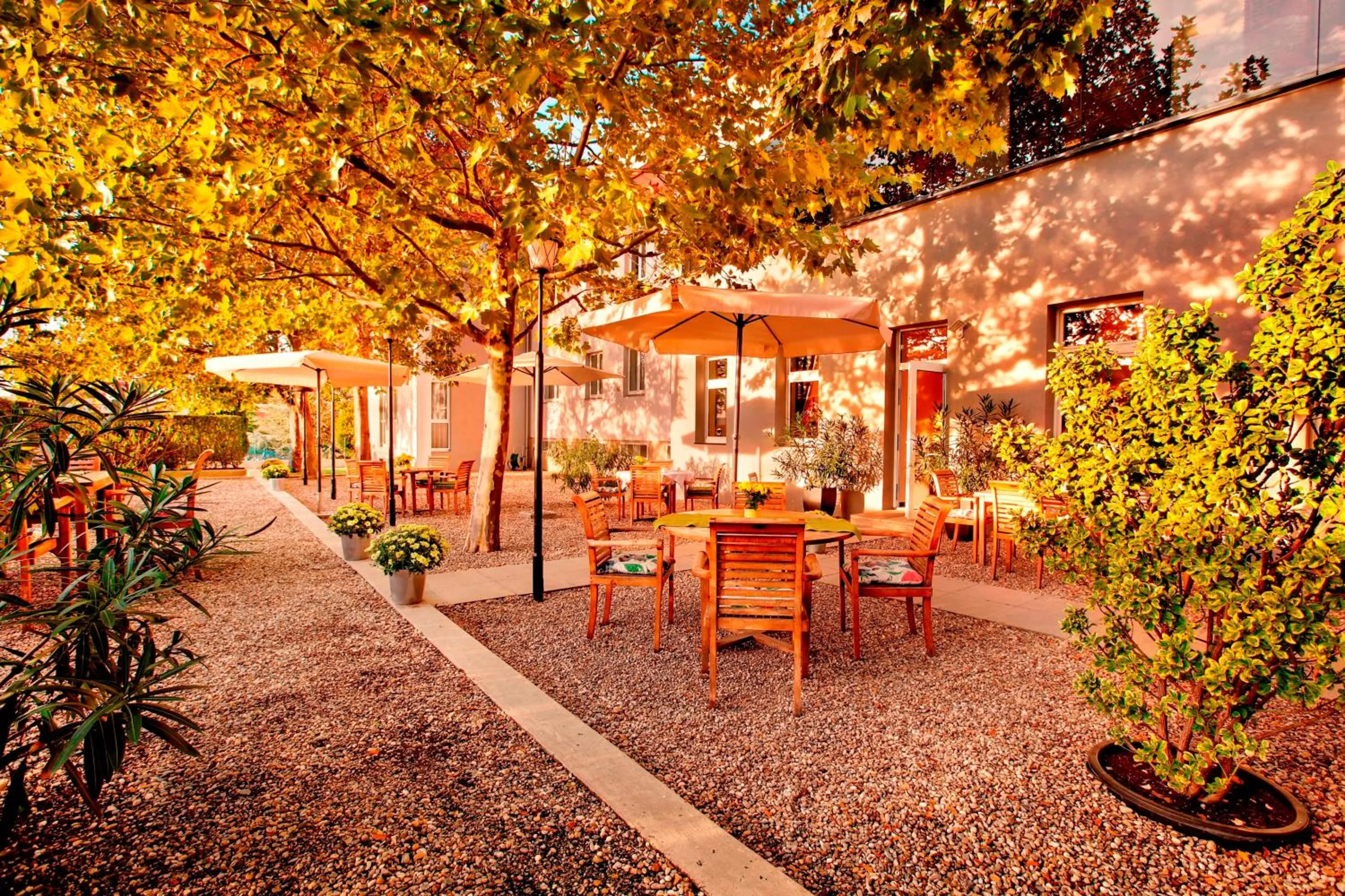 Garden in Strandhotel Alte Donau