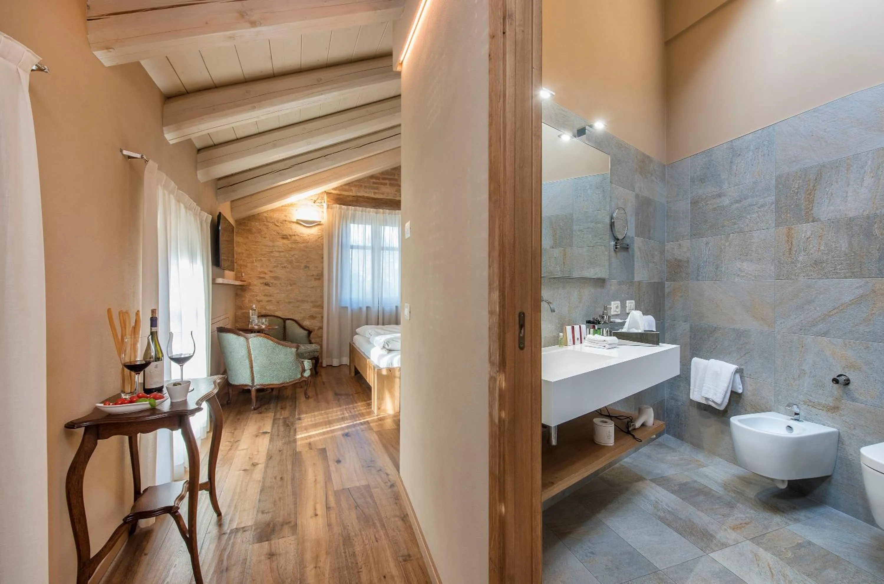 Photo of the whole room in Sunstar Hotel Piemont Castello di Villa