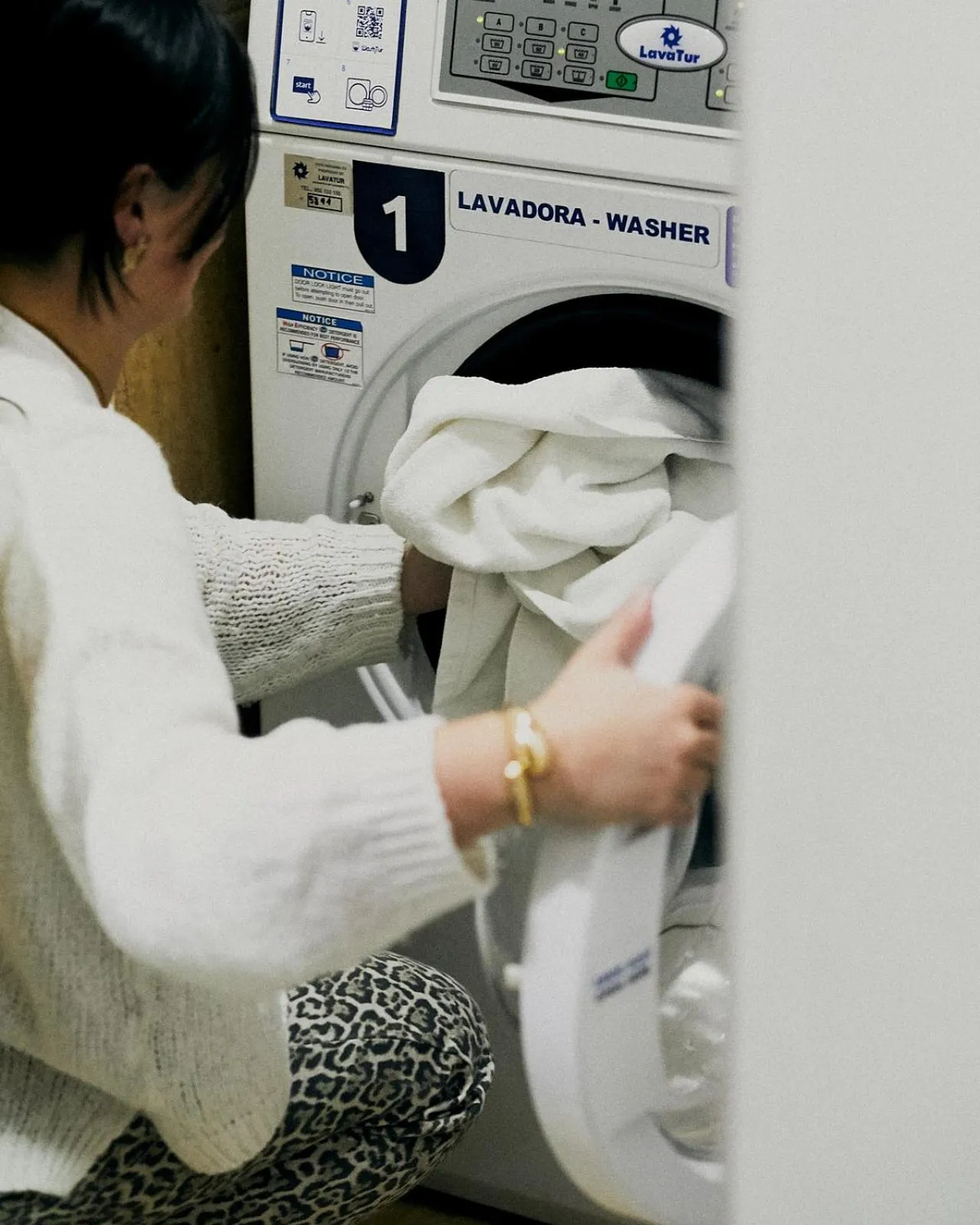 Property building in Sun & Moon Hostel