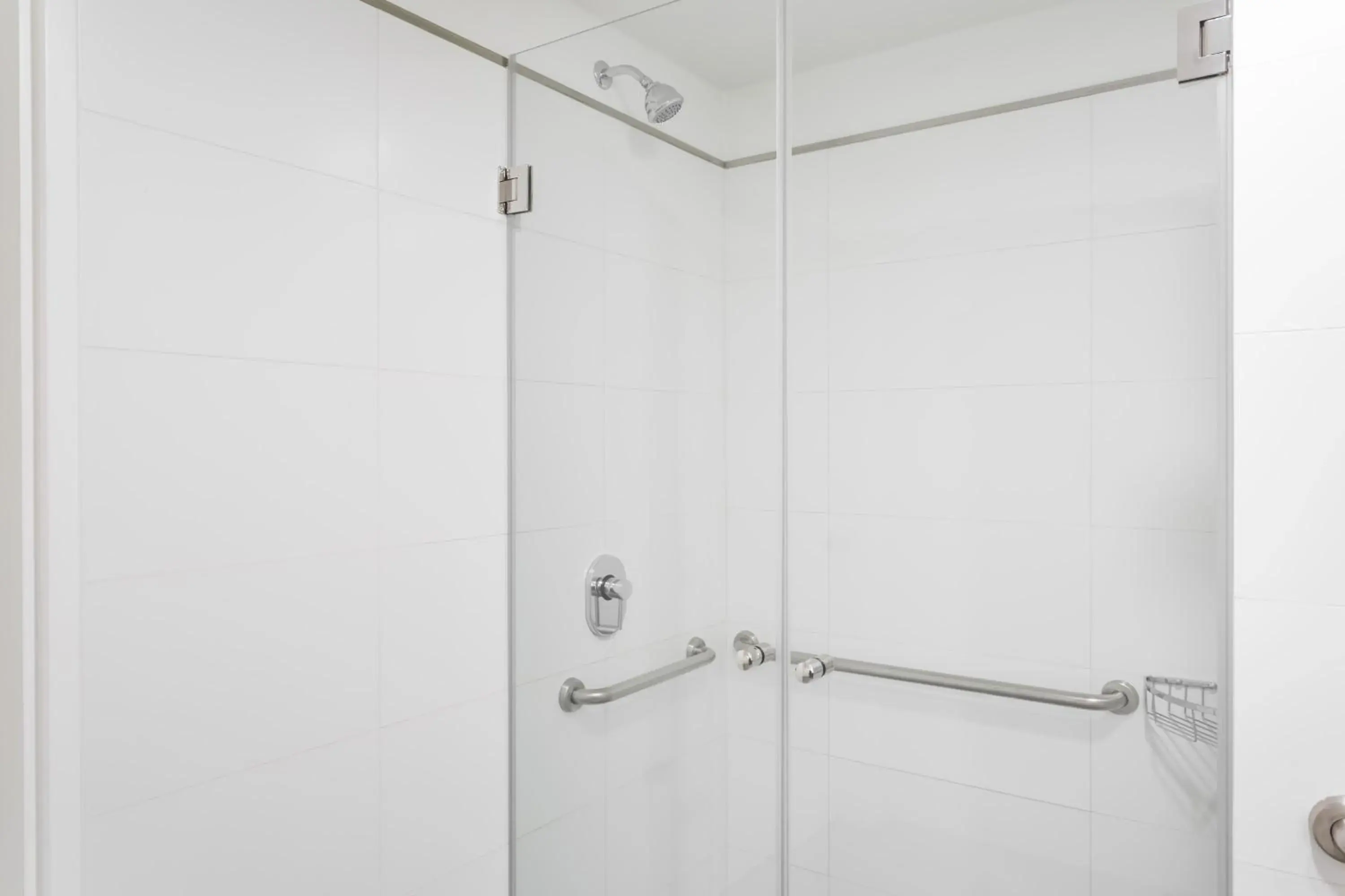 Twin Room - Disability Access in Wyndham Costa del Sol Lima Airport Twin Room - Disability Access in Wyndham Costa del Sol Lima Airport