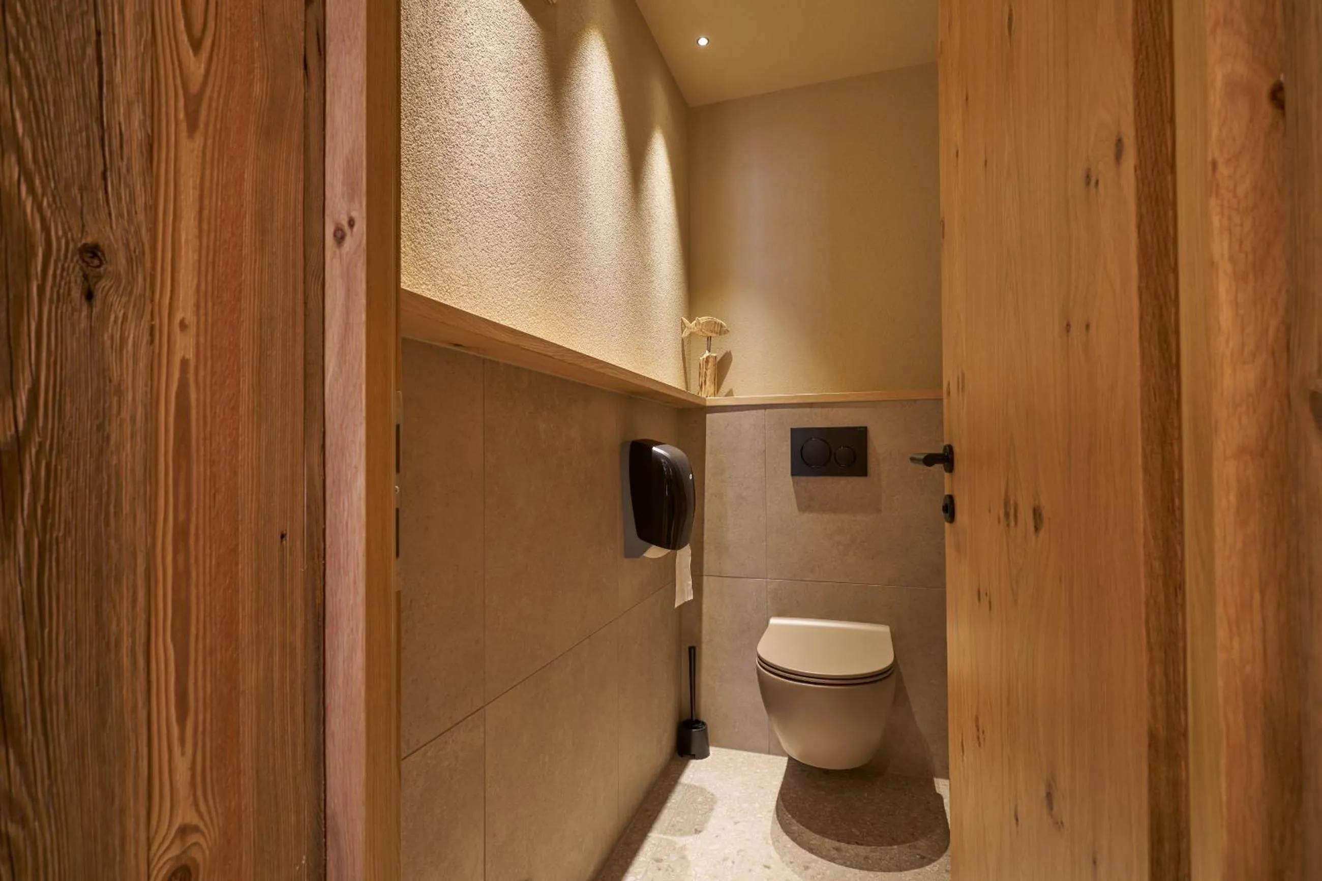 Toilet in Hotel Stern