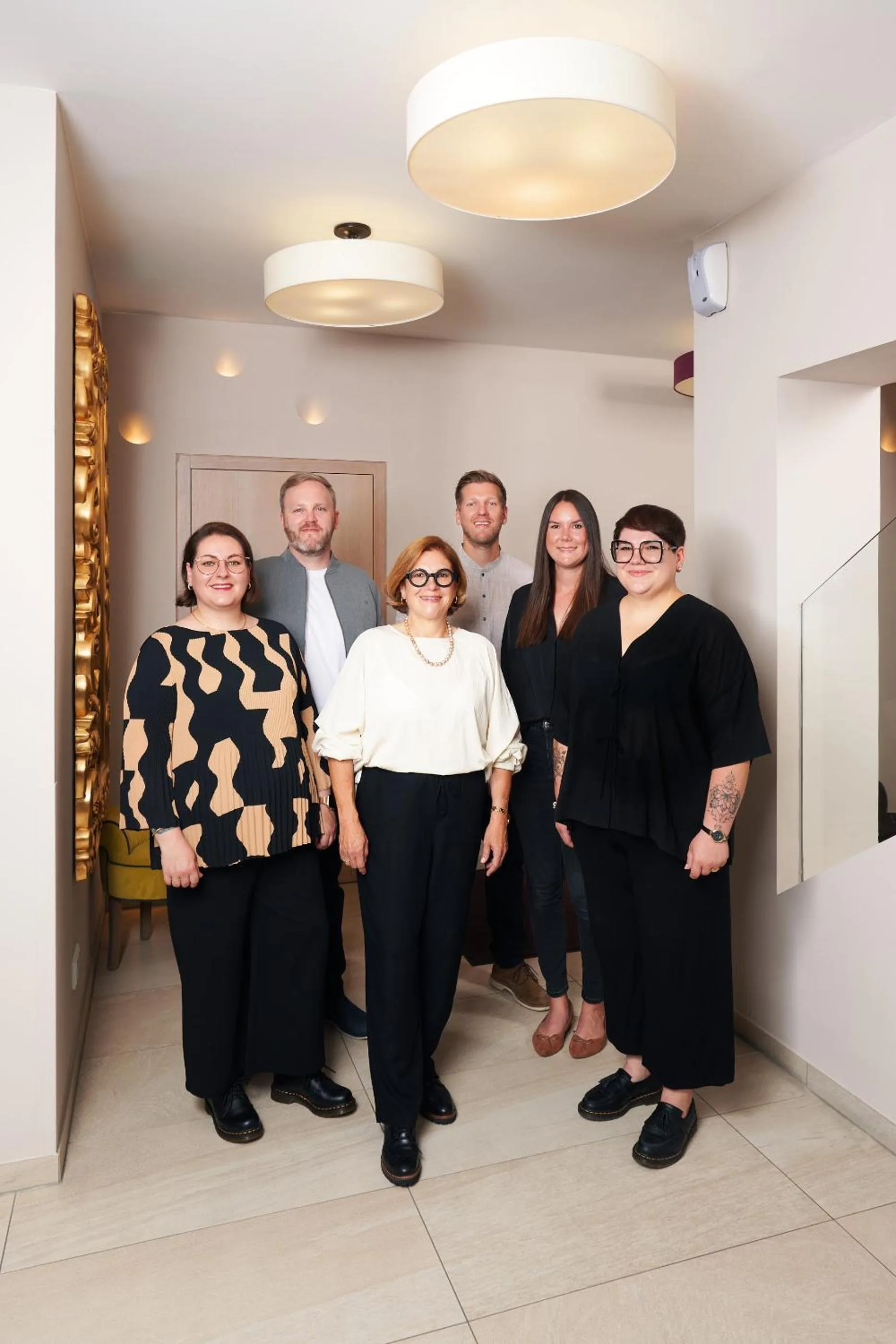 People in Hotel Stern