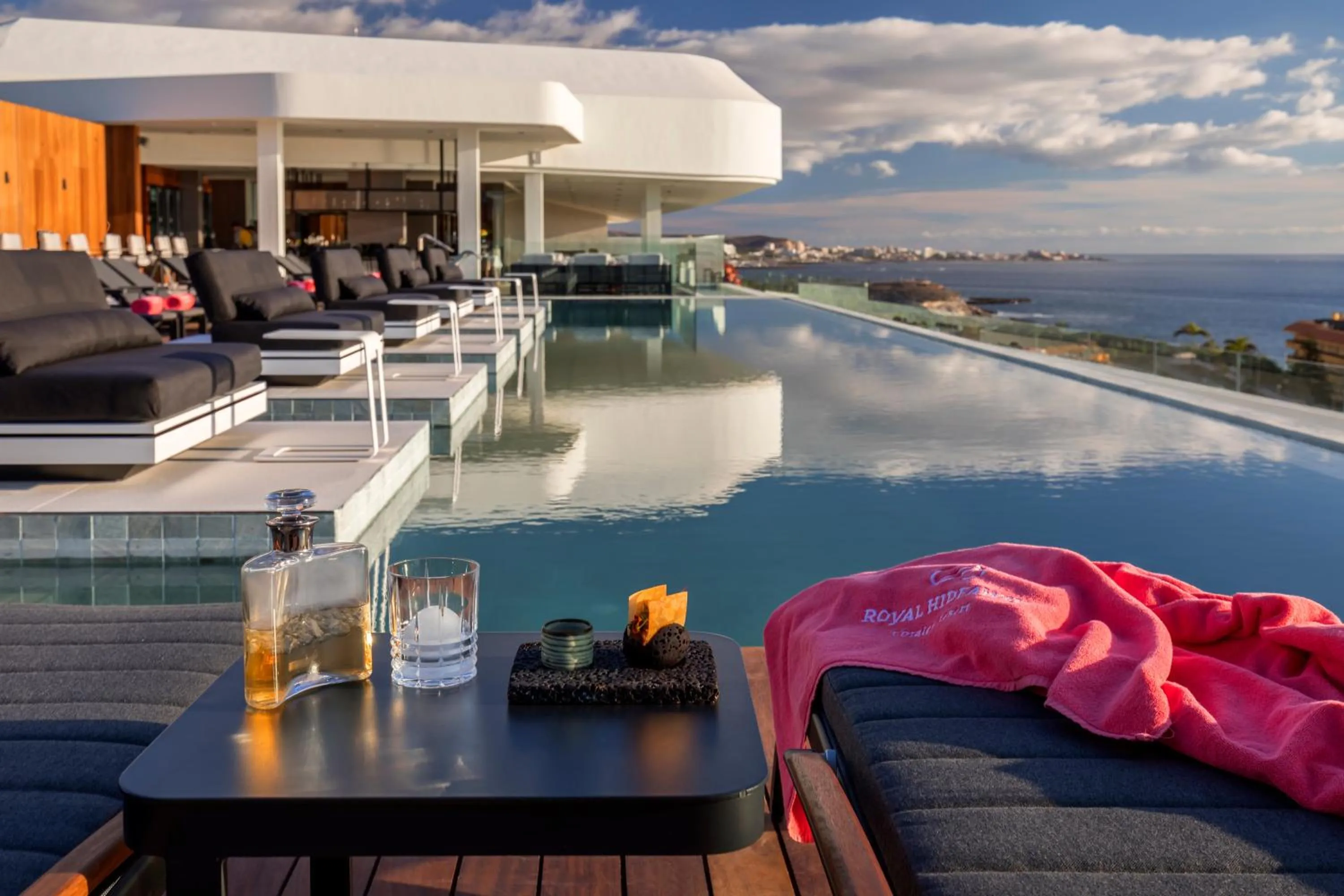 Restaurant/places to eat in Royal Hideaway Corales Suites