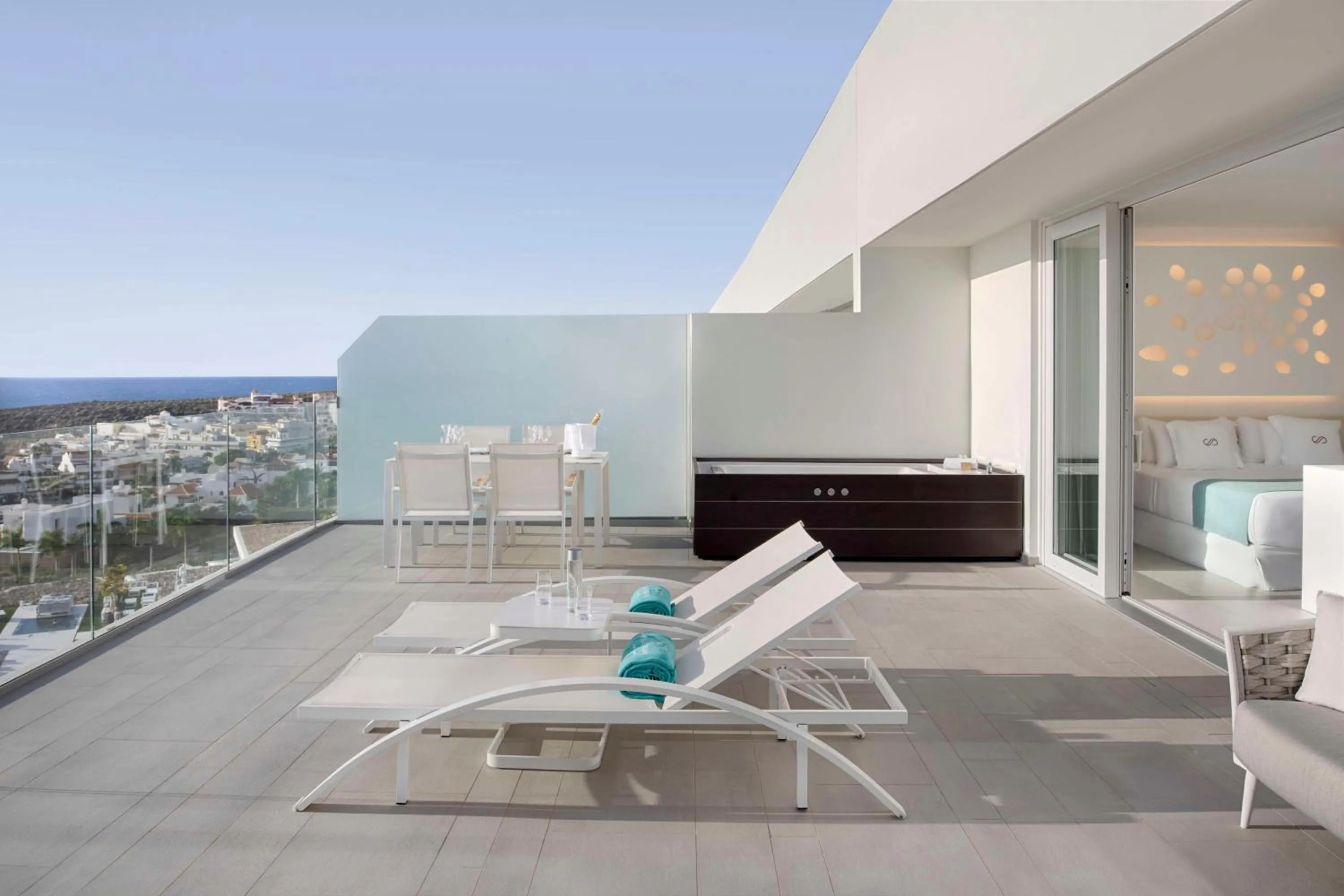 Photo of the whole room in Royal Hideaway Corales Suites