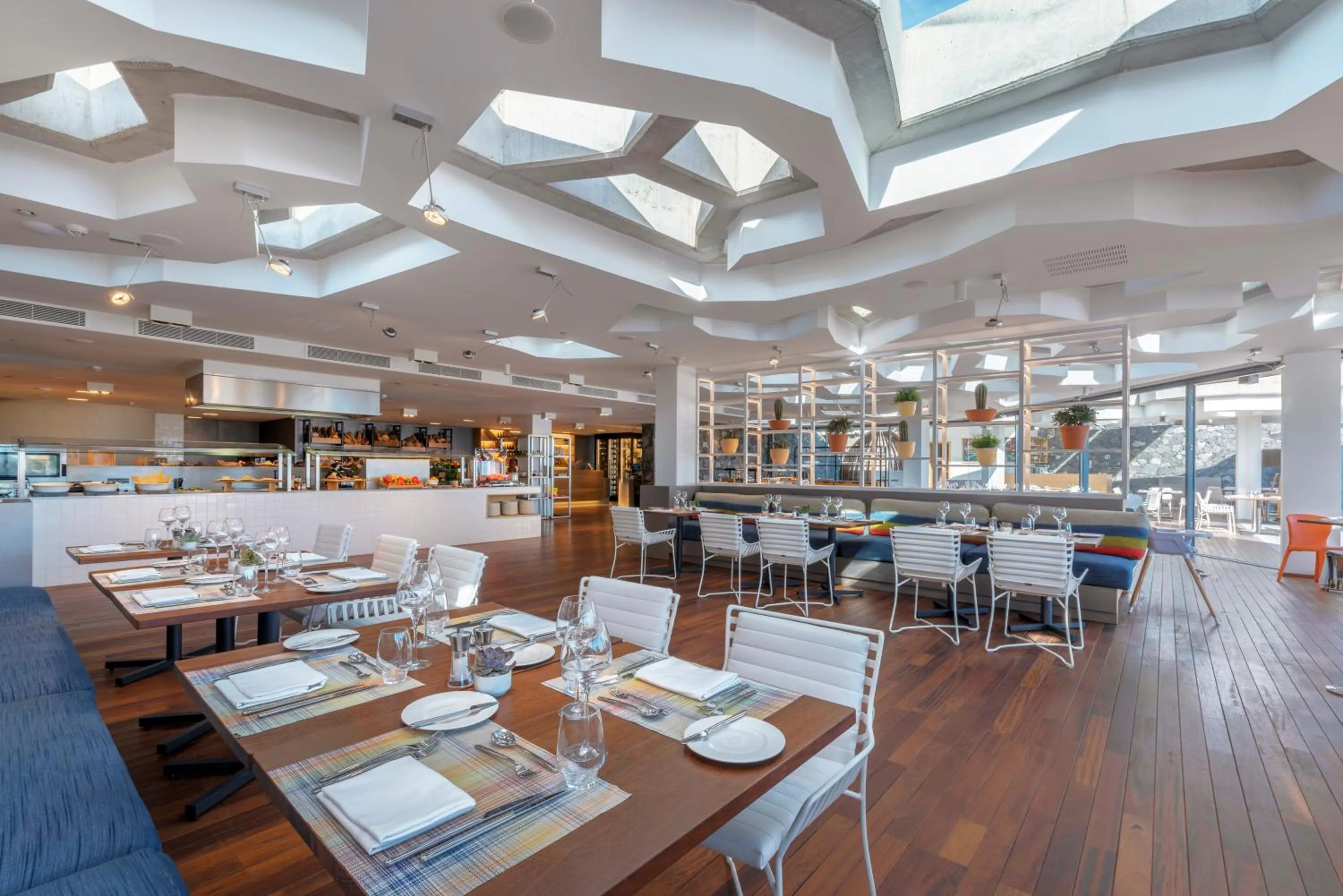 Restaurant/places to eat in Royal Hideaway Corales Suites