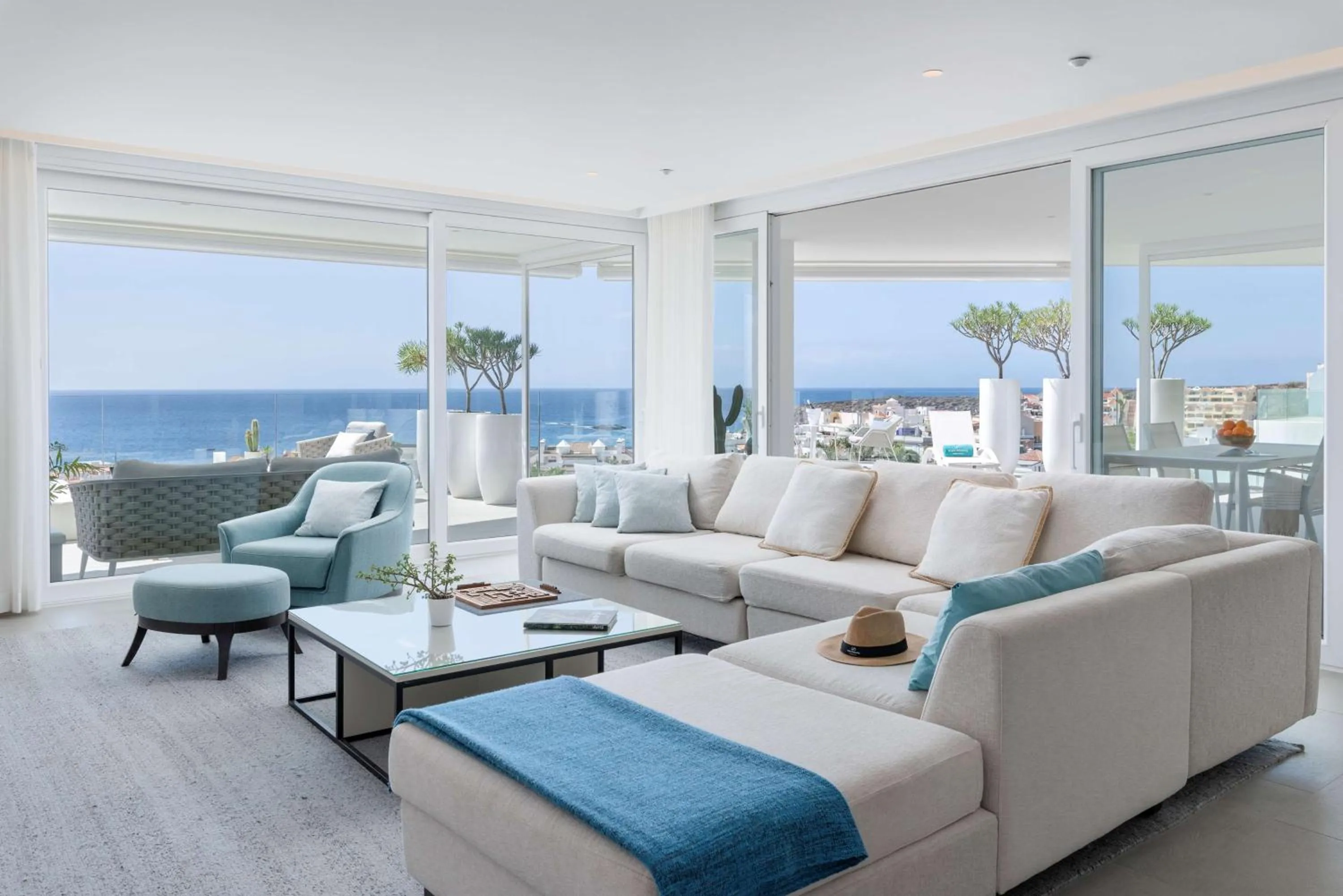 Photo of the whole room in Royal Hideaway Corales Suites