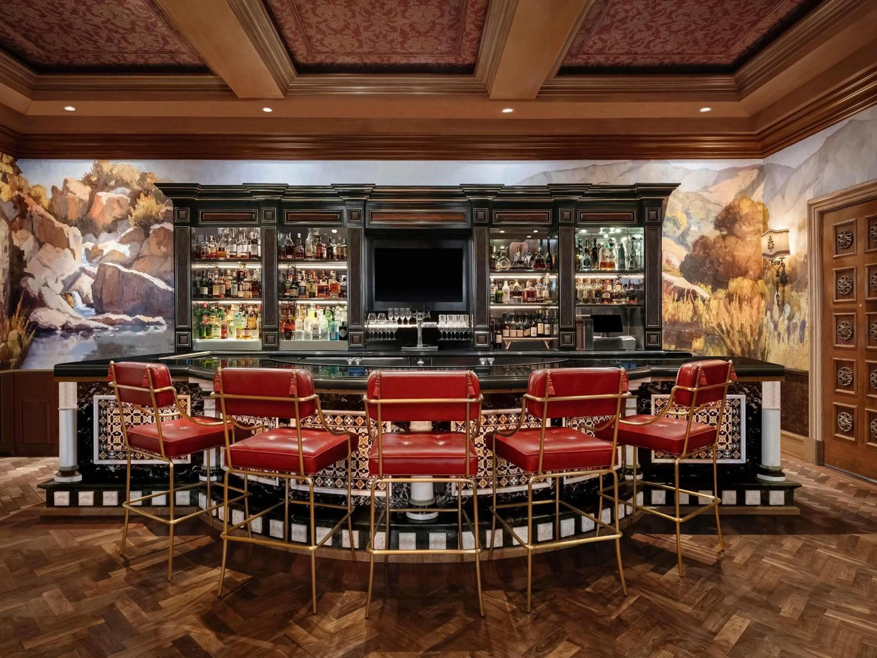 Lounge or bar in Fairmont Grand Del Mar