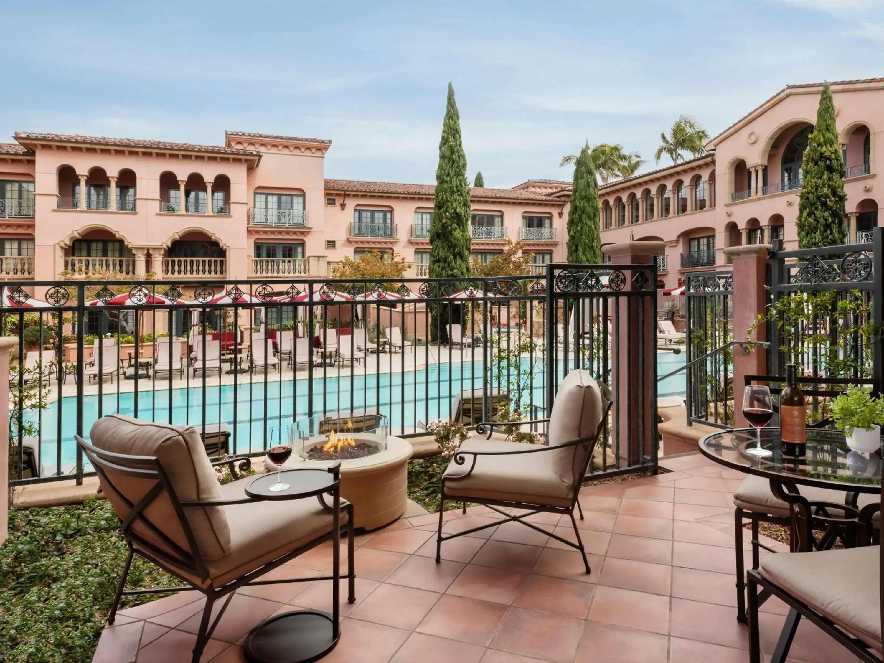 Signature King Room with Fireside in Fairmont Grand Del Mar Signature King Room with Fireside in Fairmont Grand Del Mar