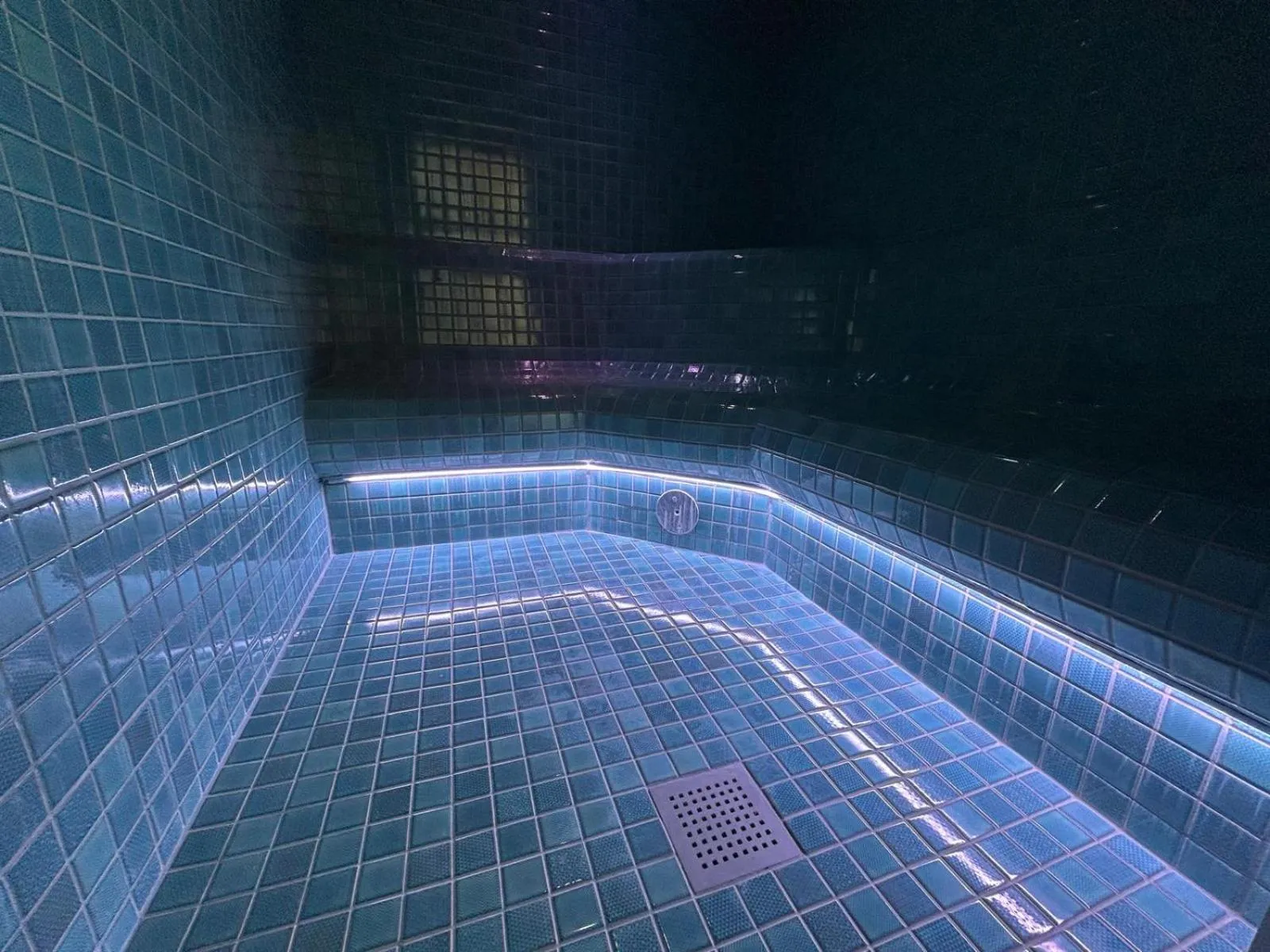 Hotel Dolphin - Adult friendly