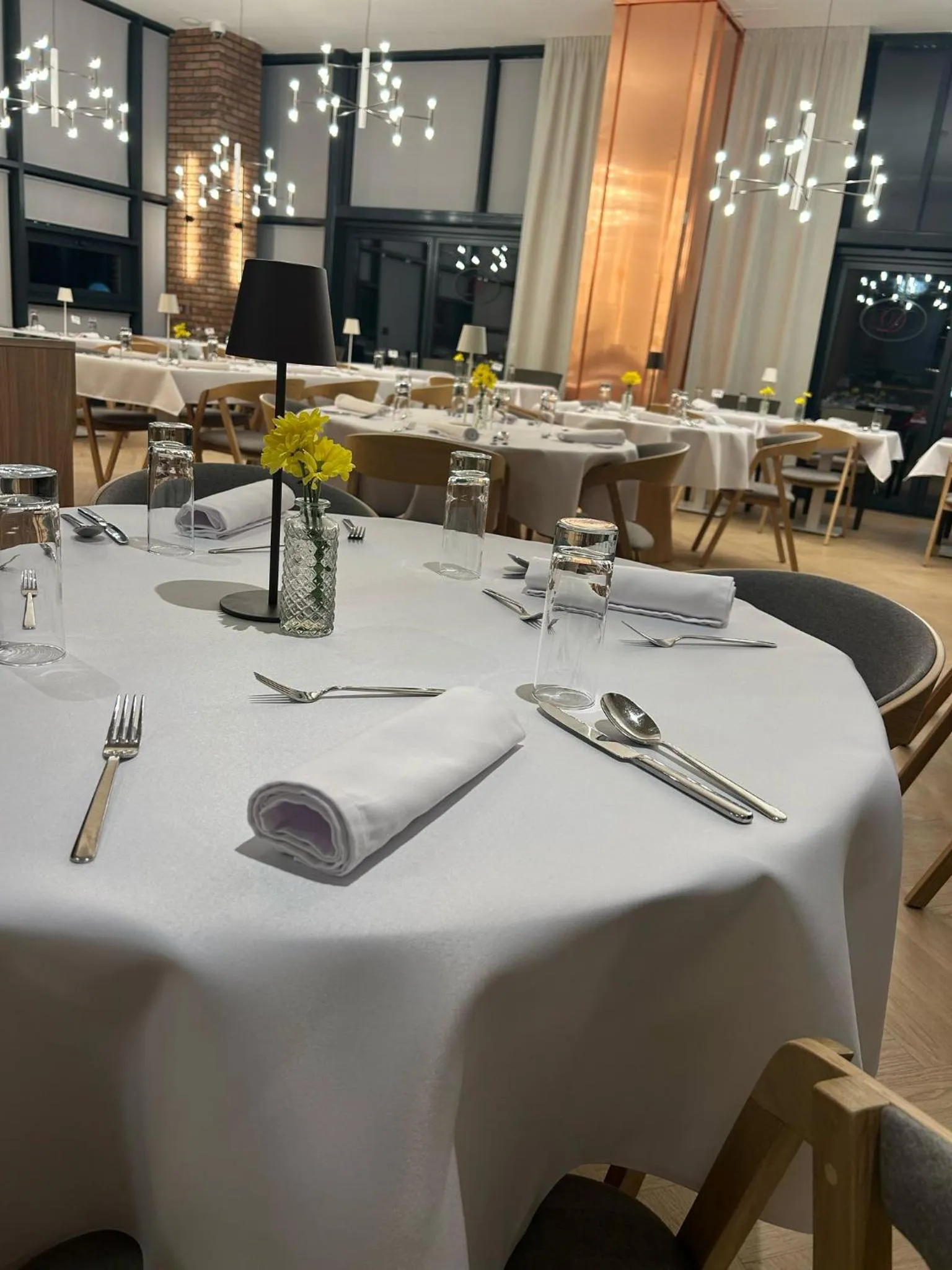 Restaurant/places to eat in Hotel Dolphin - Adult friendly