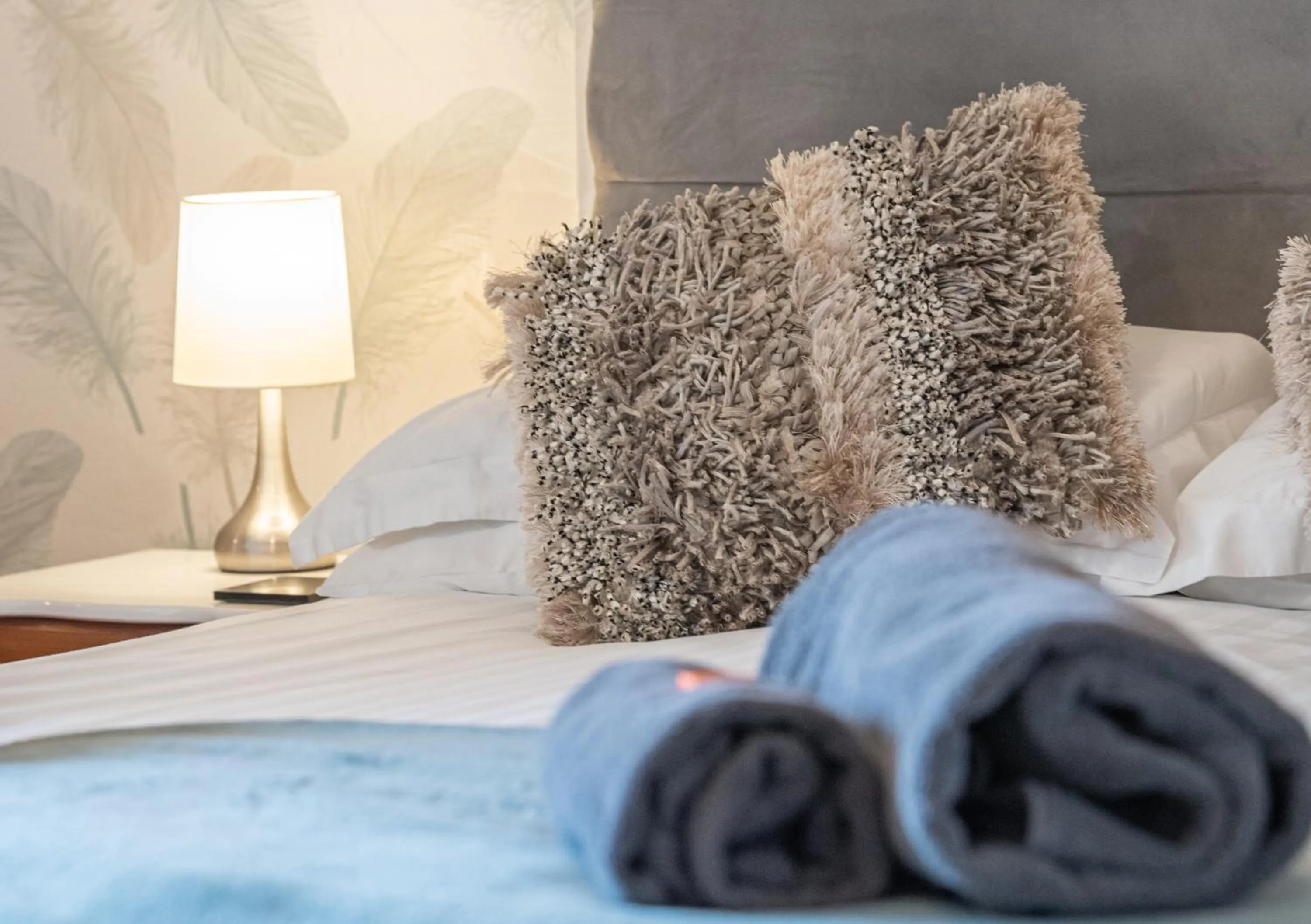 Bedroom, Bed in Beecroft Lodge