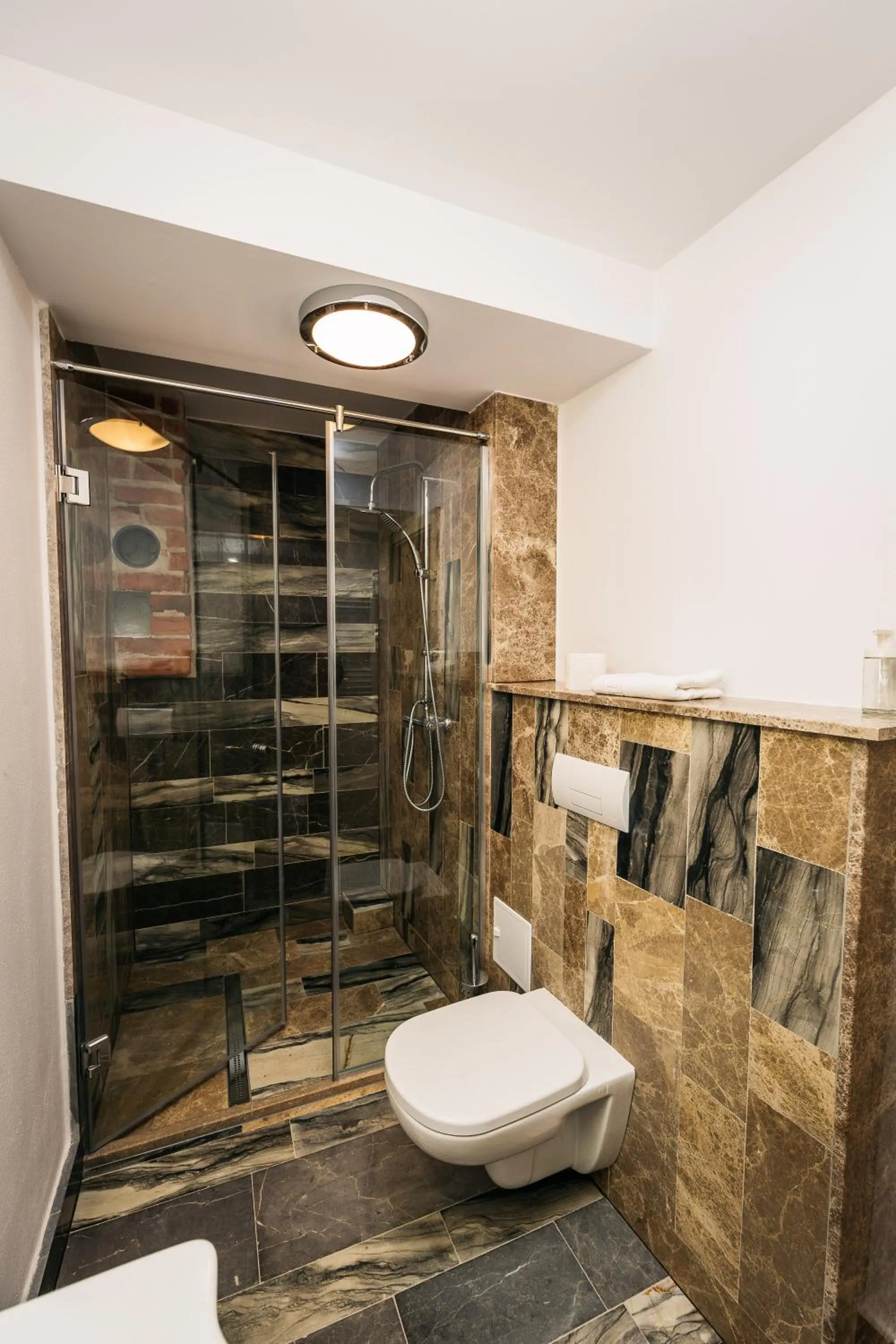 Bathroom in YellowBoot Aparthotel