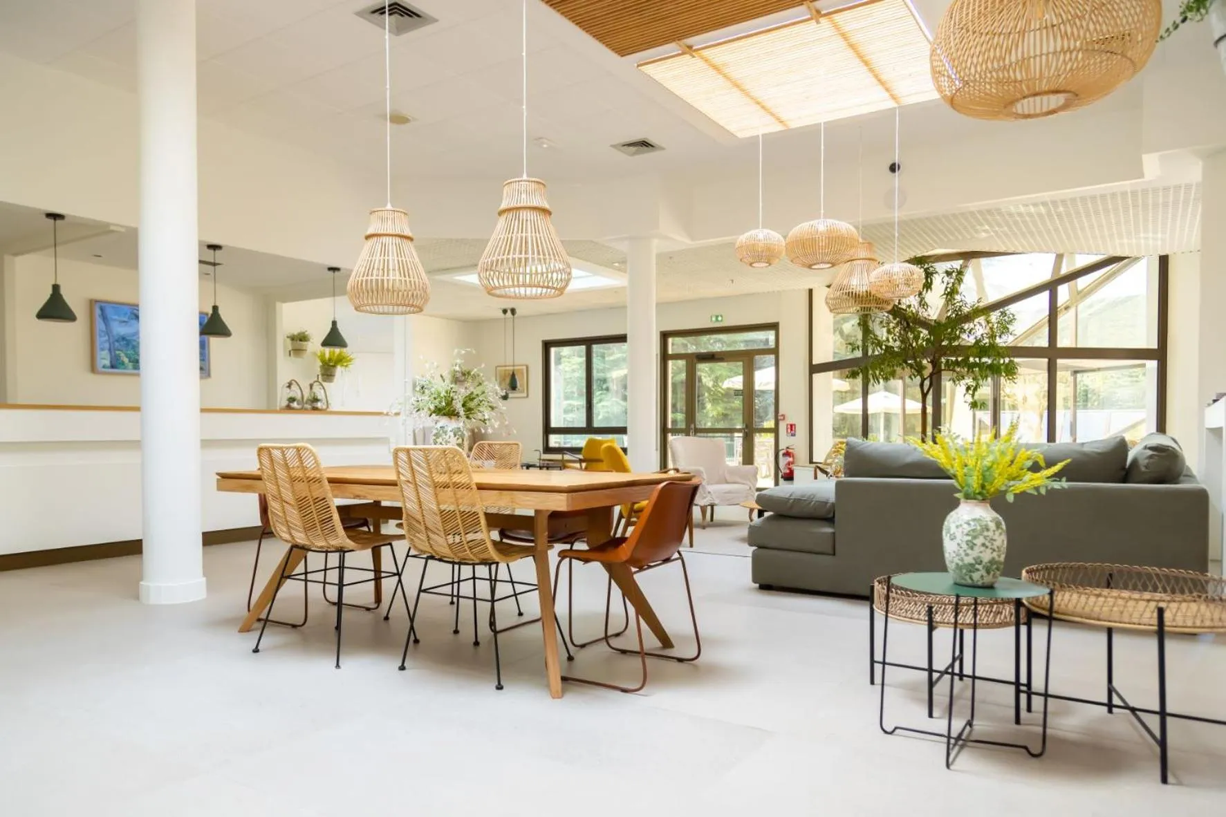 Lobby or reception in Domaine Les Sources de Dieulefit