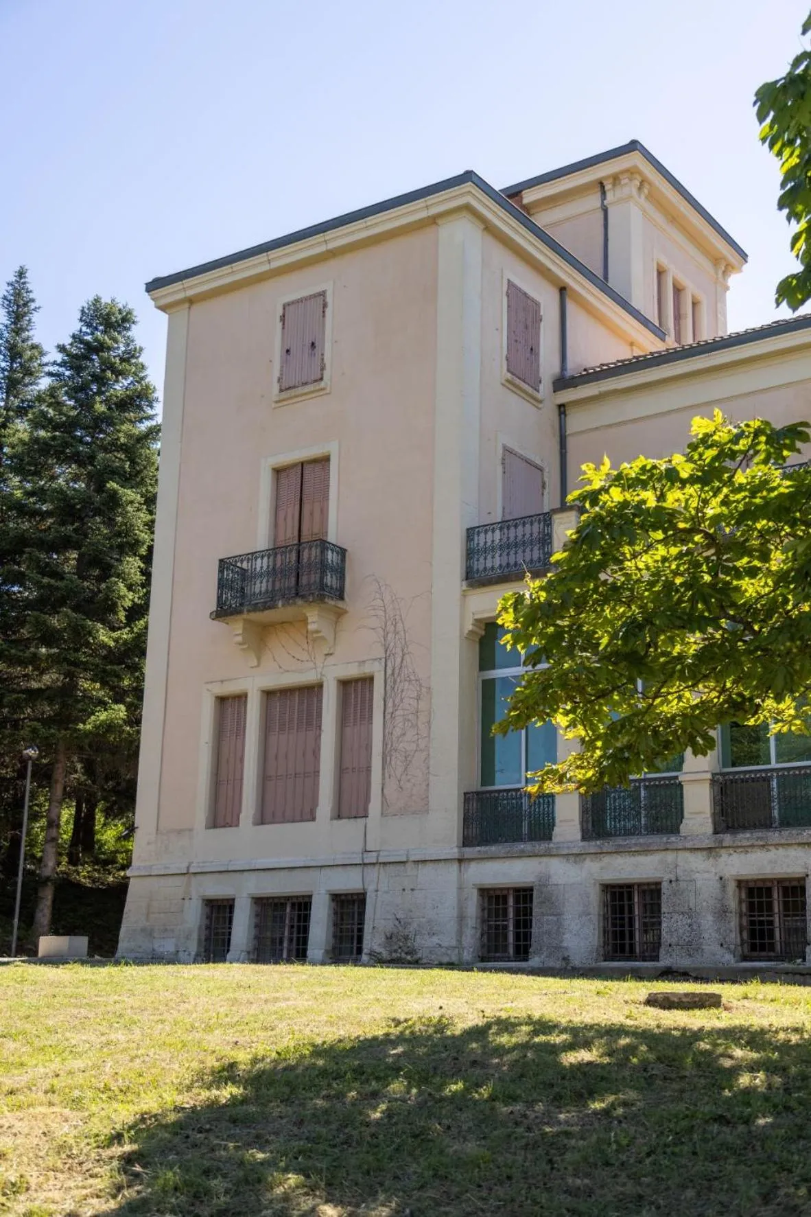 Property building in Domaine Les Sources de Dieulefit