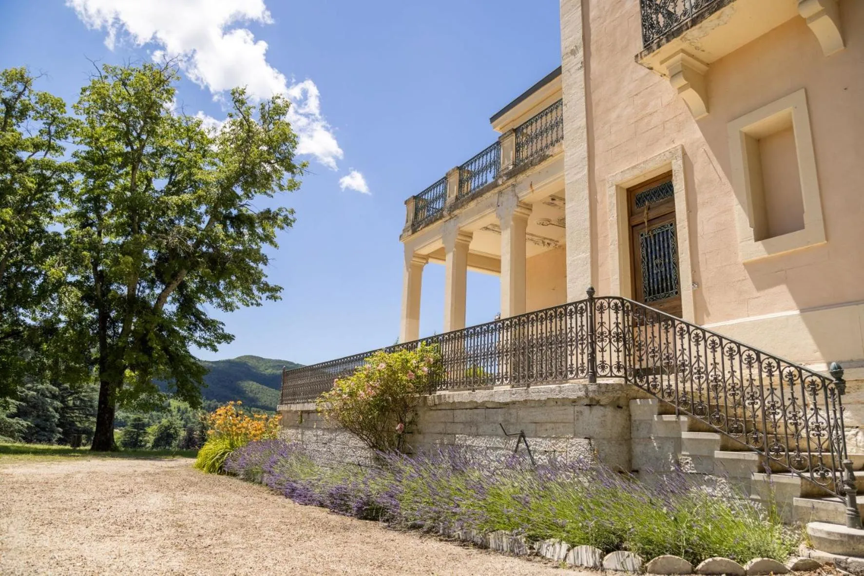 Property building in Domaine Les Sources de Dieulefit