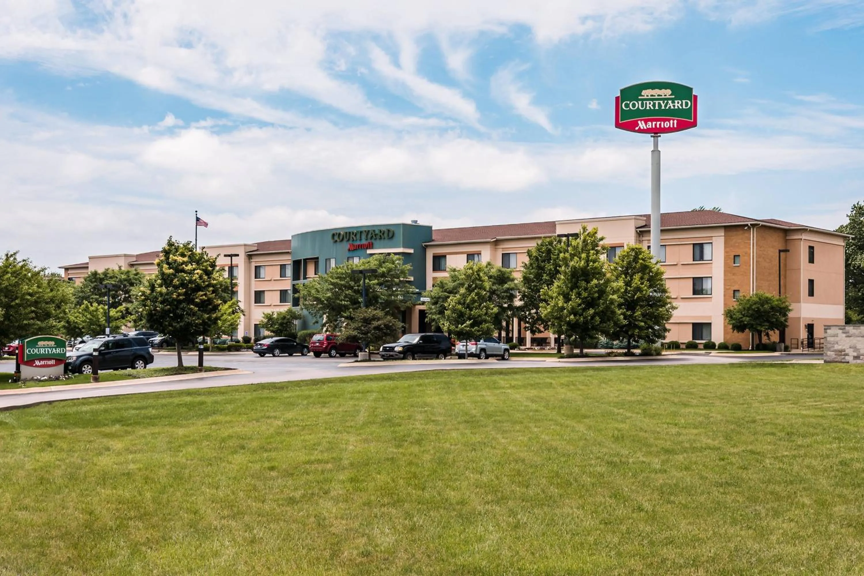 Property building in Courtyard by Marriott Lafayette
