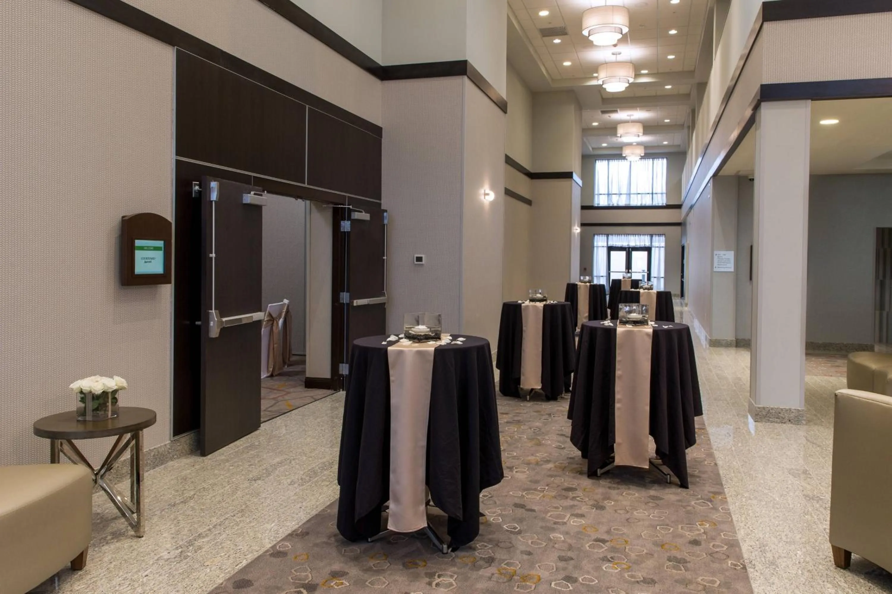 Meeting/conference room in Courtyard by Marriott Lafayette