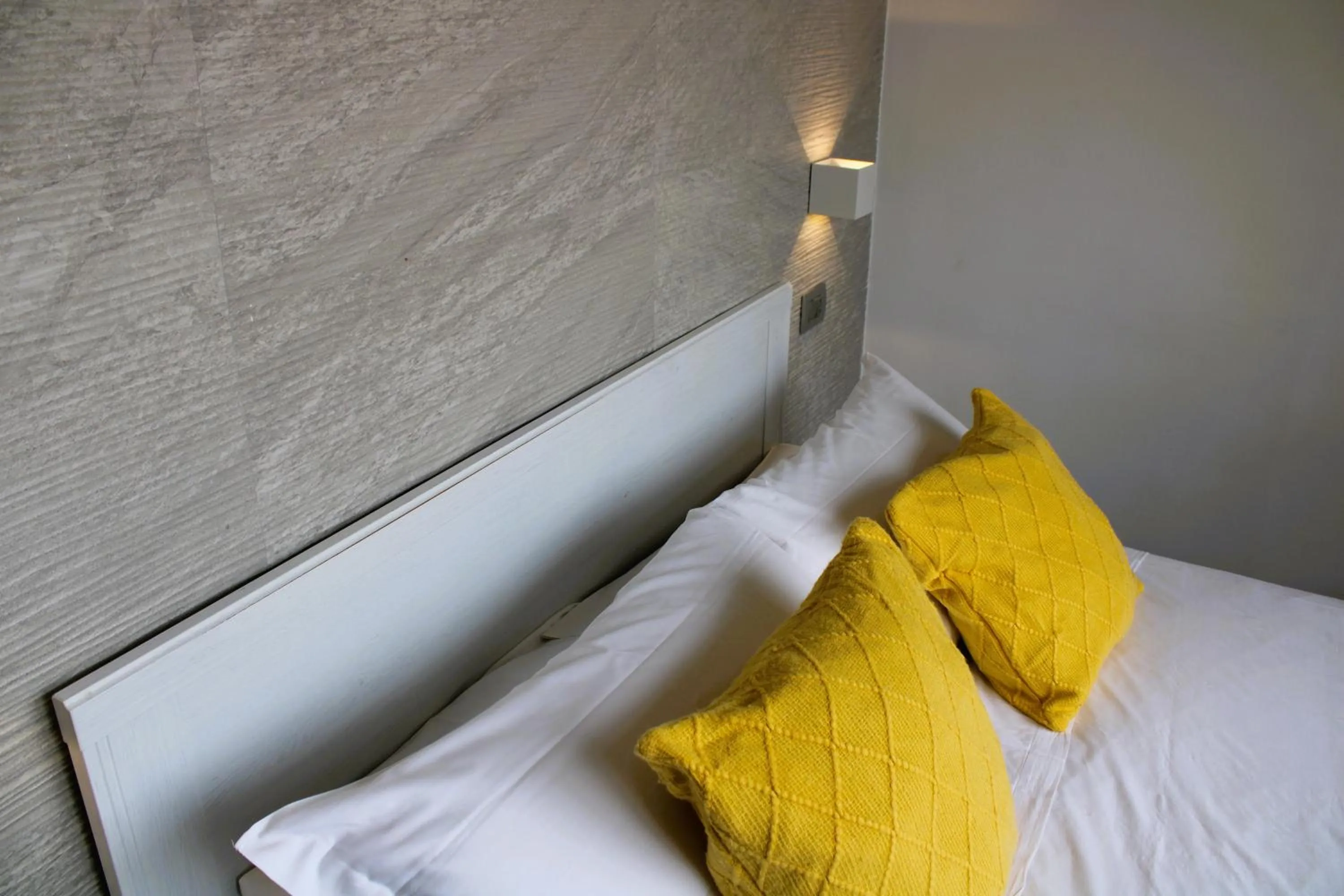 Bed in De Gasperi 55 - By Pera Rooms Collection