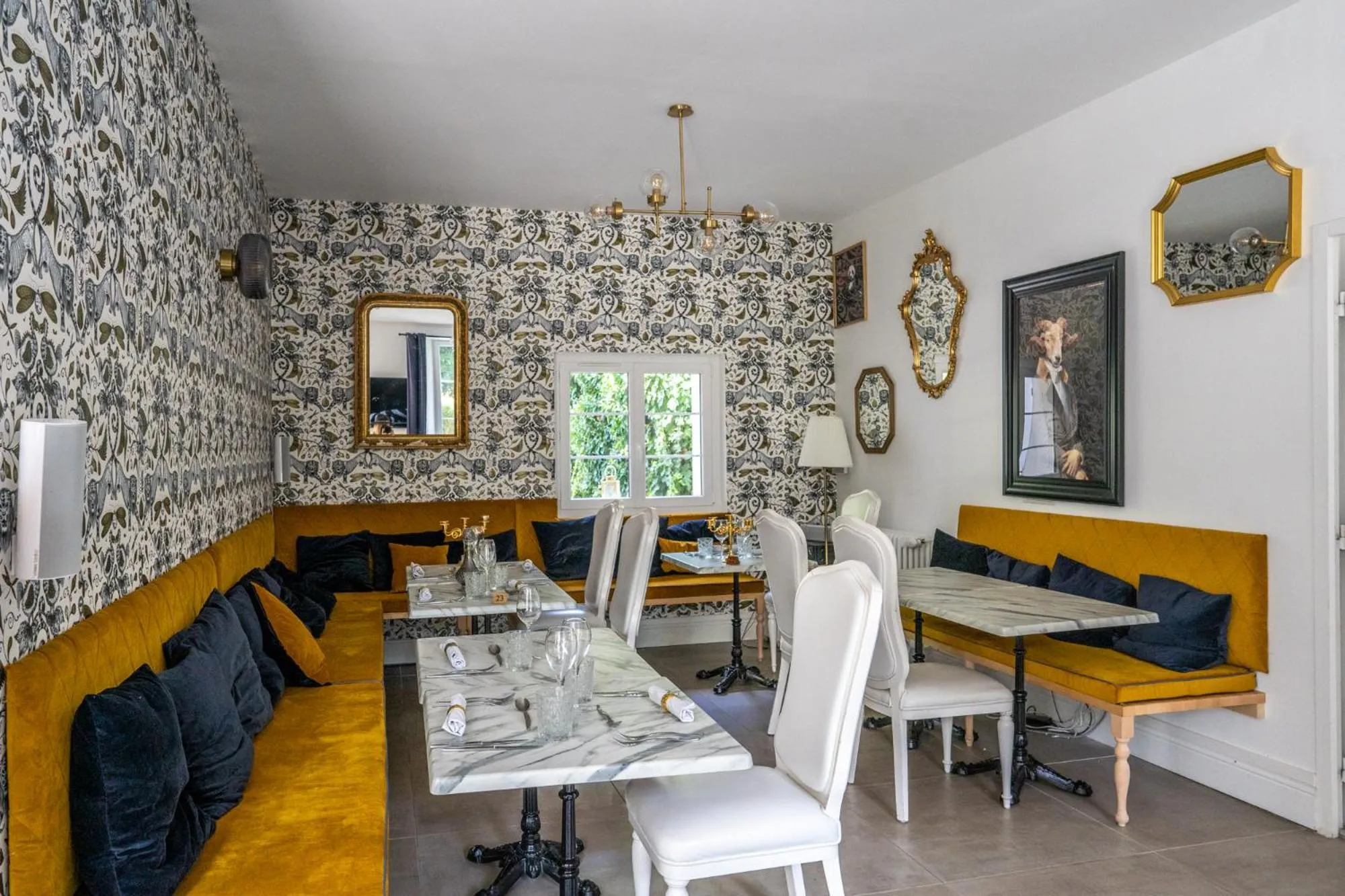 Chateau des Ayes - Chambres & suites