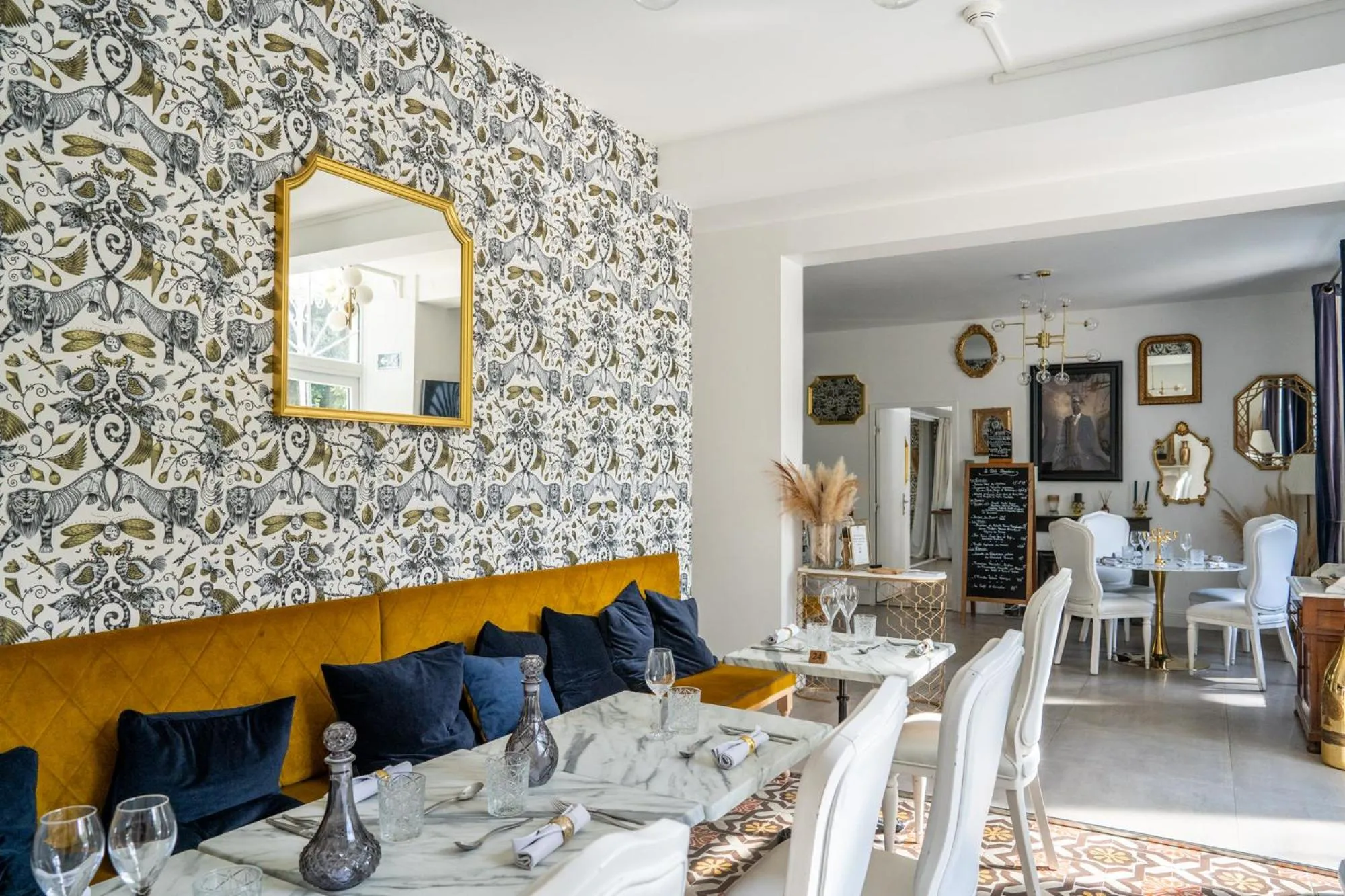 Chateau des Ayes - Chambres & suites