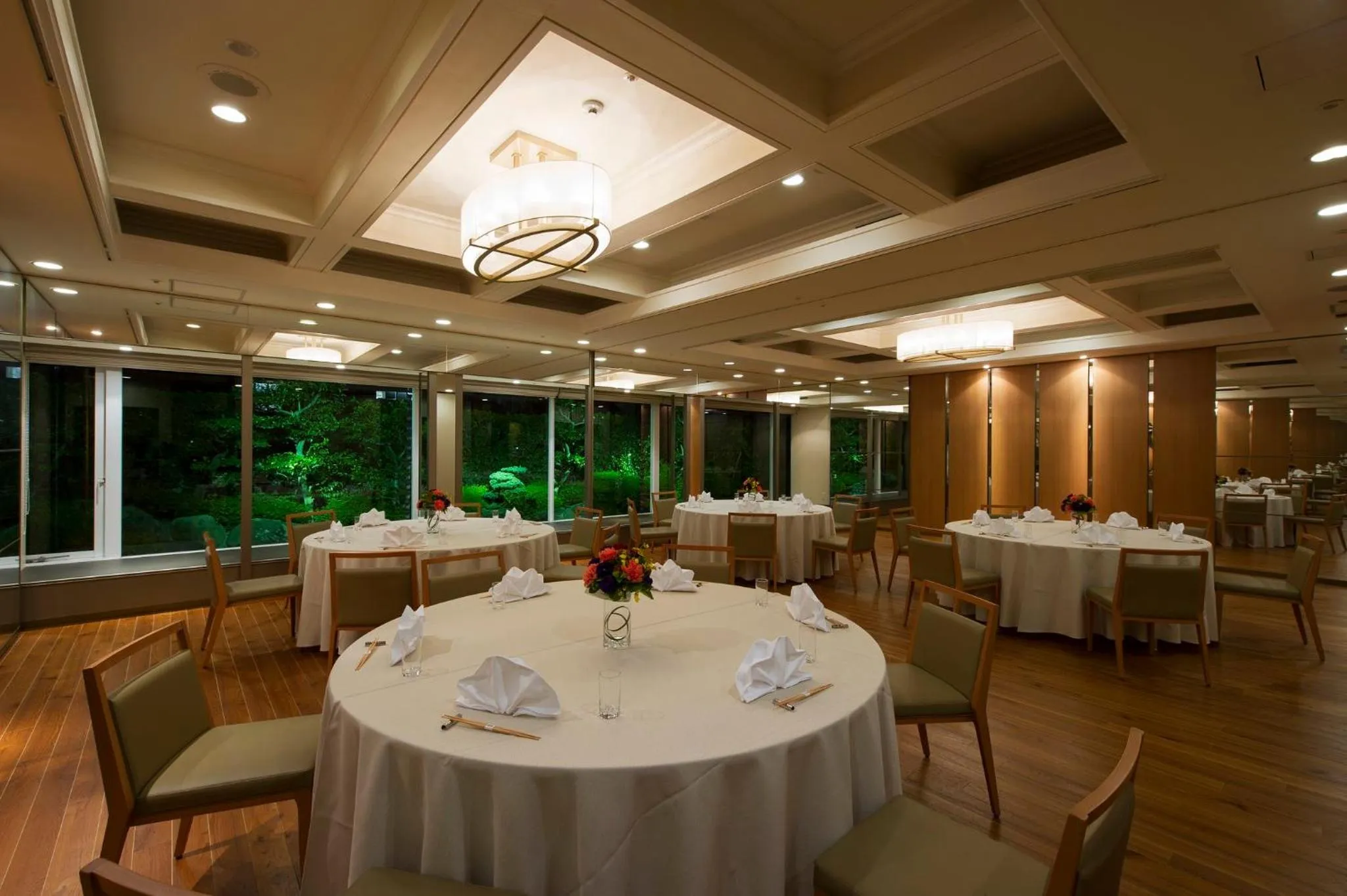 Restaurant/places to eat in ANA Crowne Plaza Hiroshima by IHG
