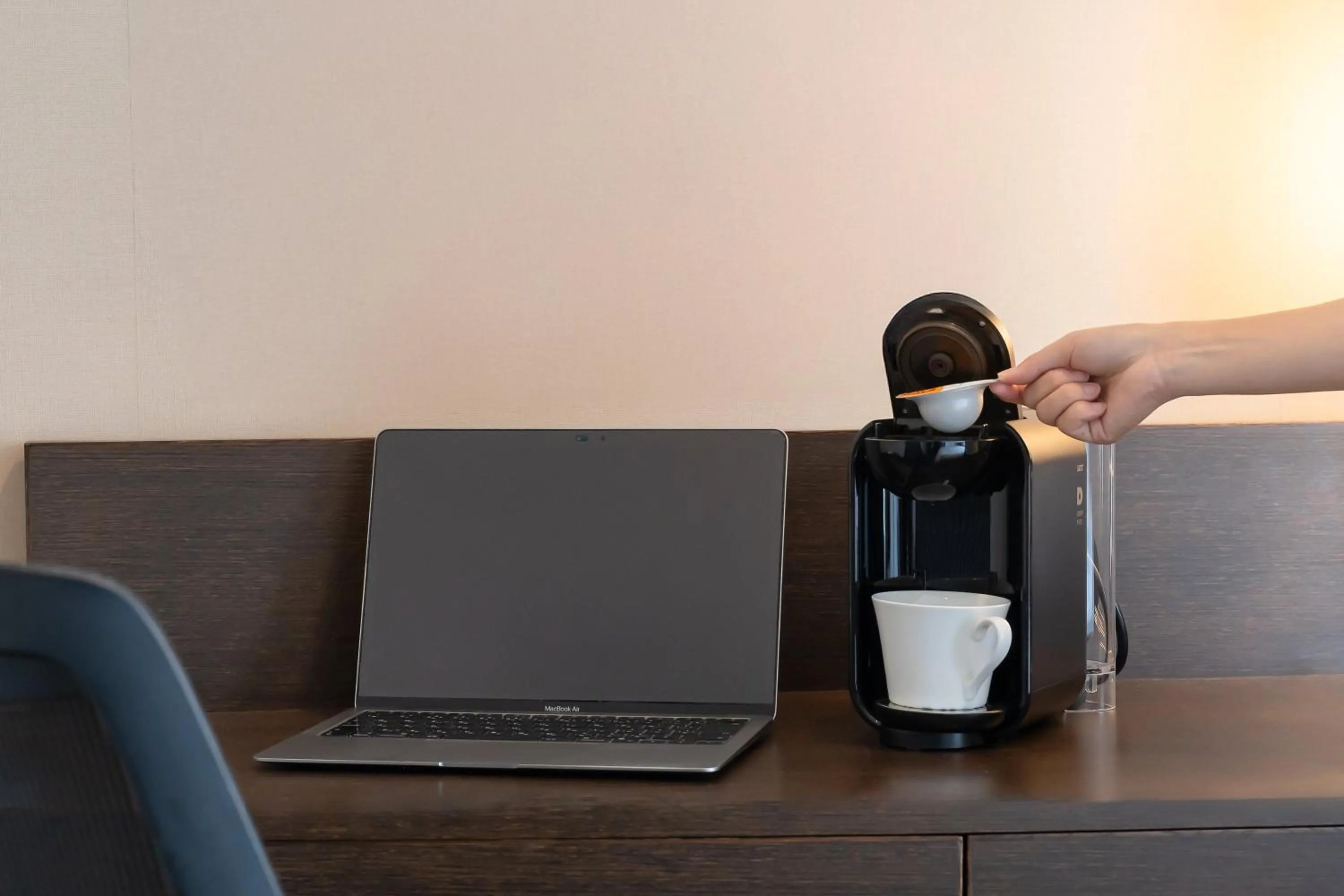 Photo of the whole room in ANA Crowne Plaza Hiroshima by IHG